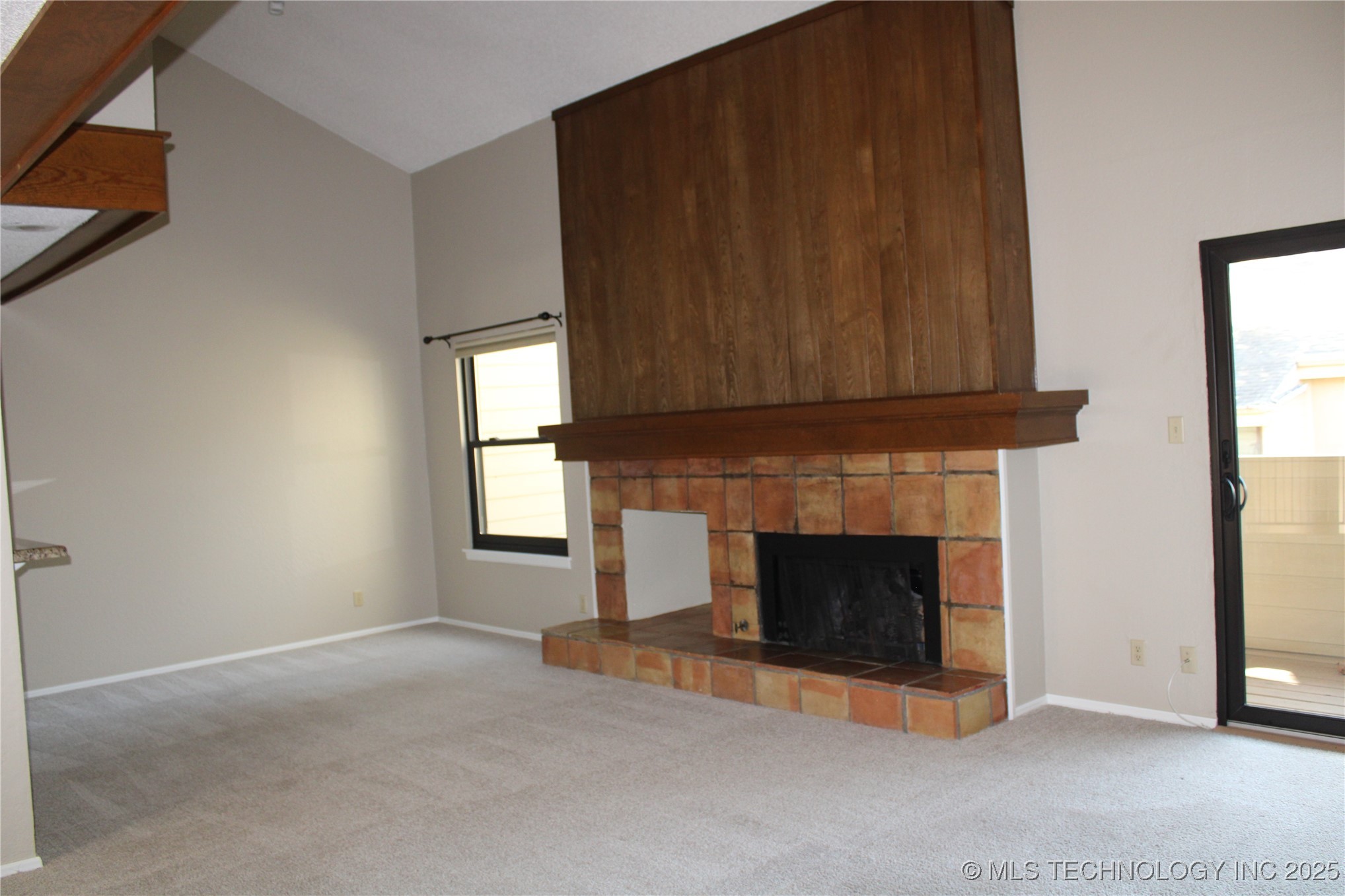 2932 E 84th Street 36 Property Photo 5