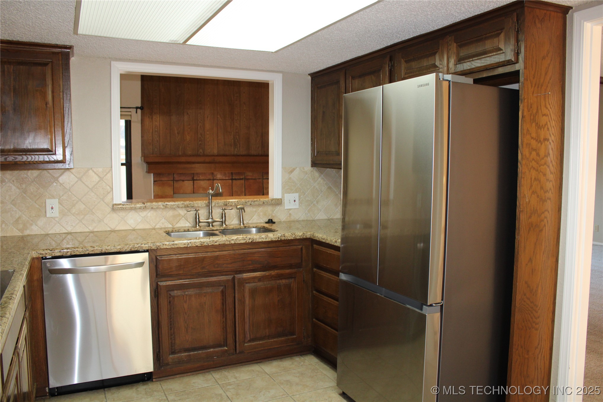 2932 E 84th Street 36 Property Photo 11