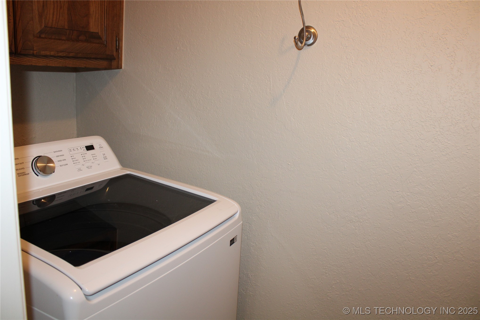 2932 E 84th Street 36 Property Photo 14