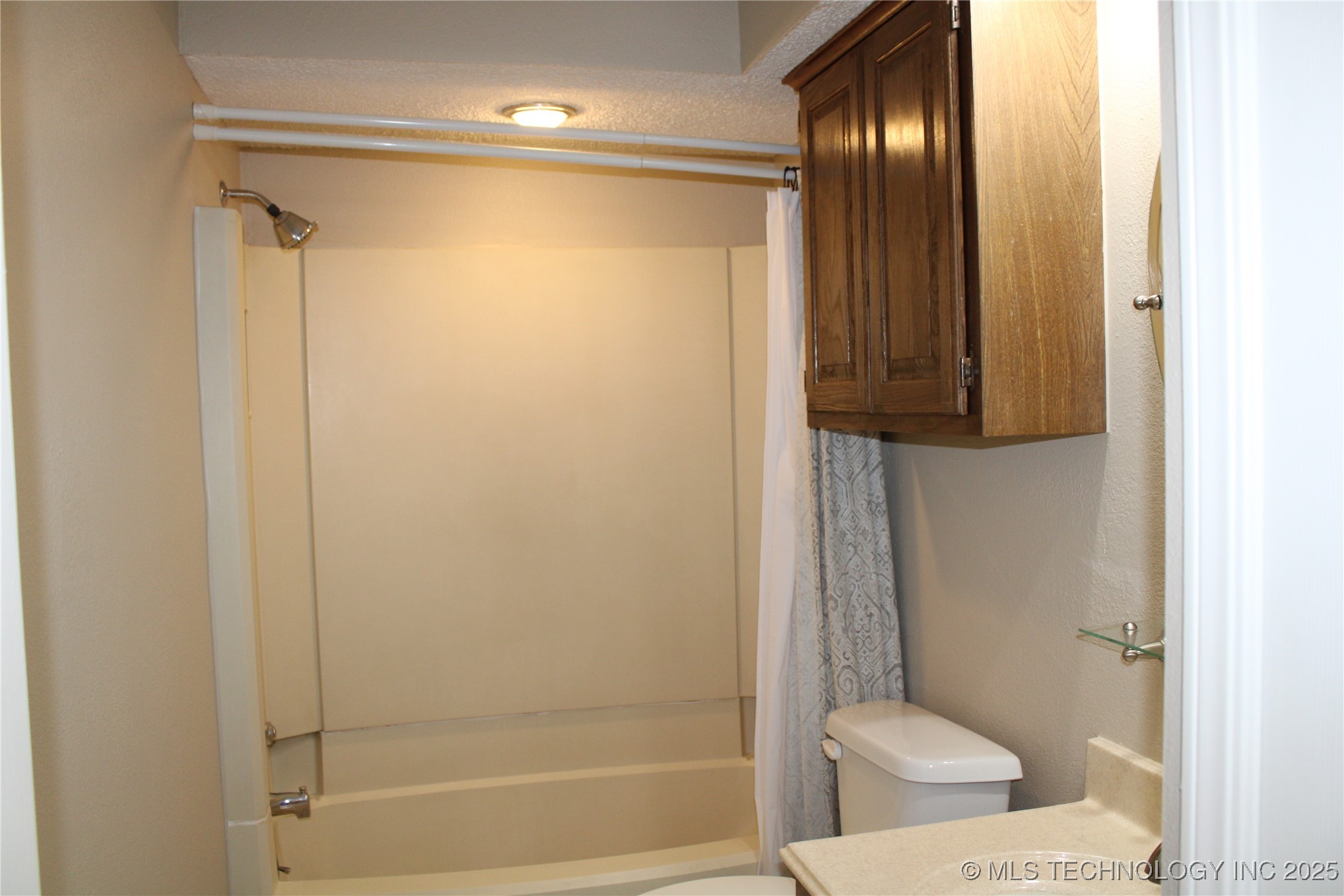 2932 E 84th Street 36 Property Photo 20