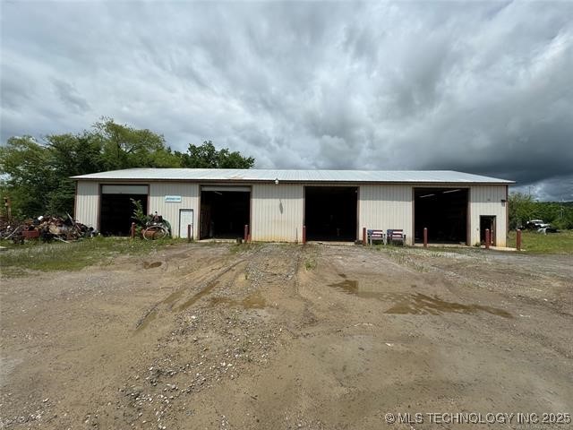 1300 Nw Highway 2 Highway Property Photo 1