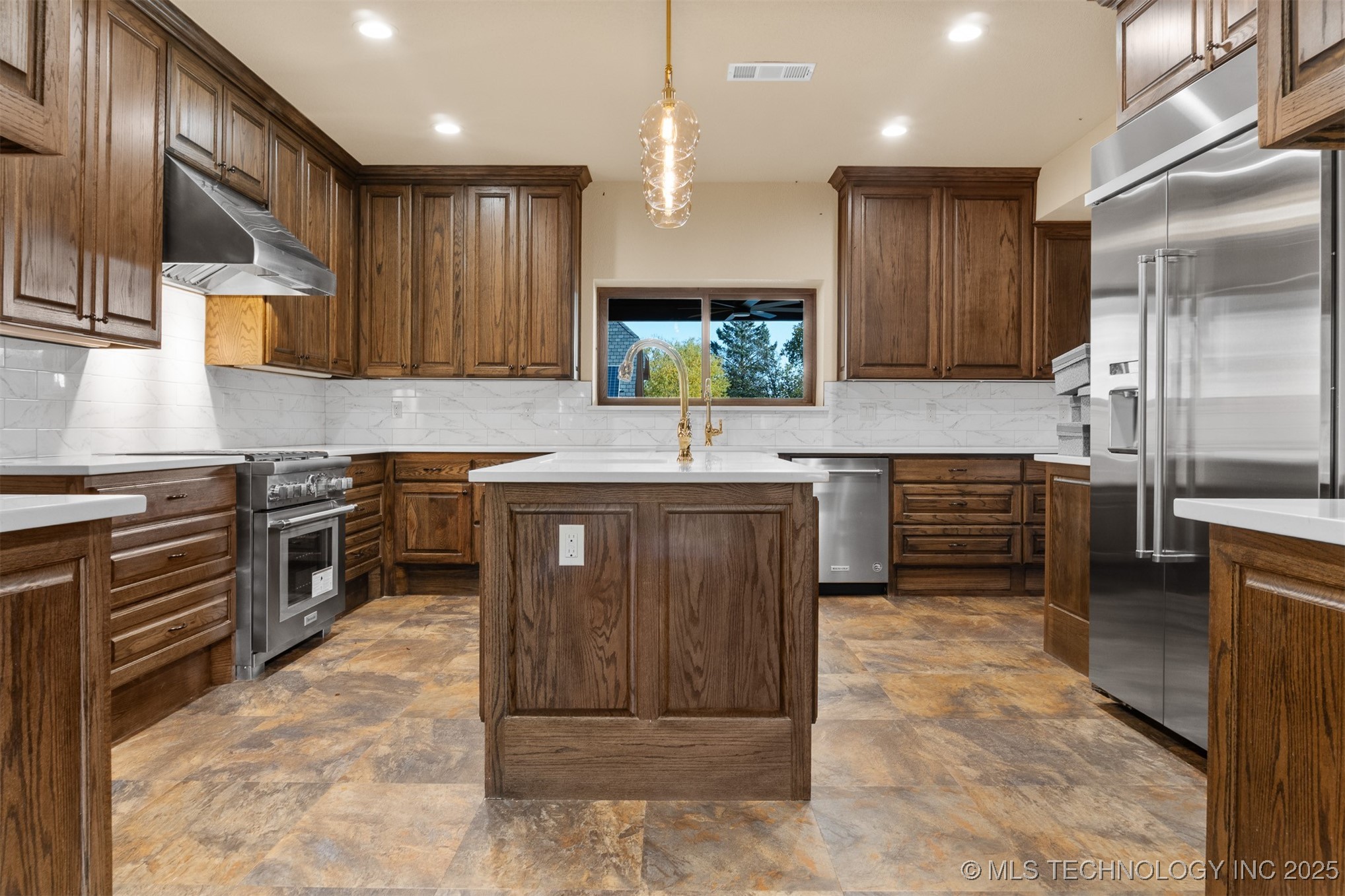 3002 Quail Ridge Circle Property Photo 9