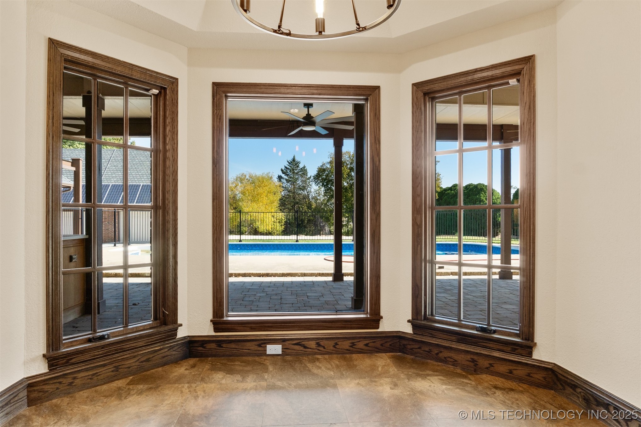 3002 Quail Ridge Circle Property Photo 15