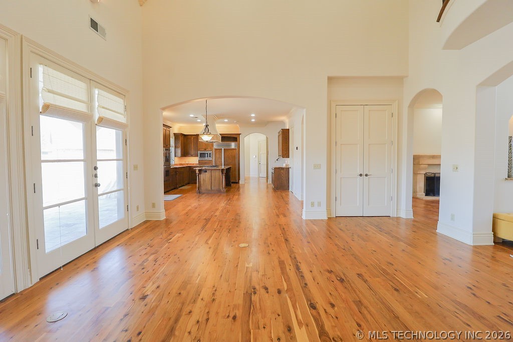 14832 S 53rd East Avenue Property Photo 11