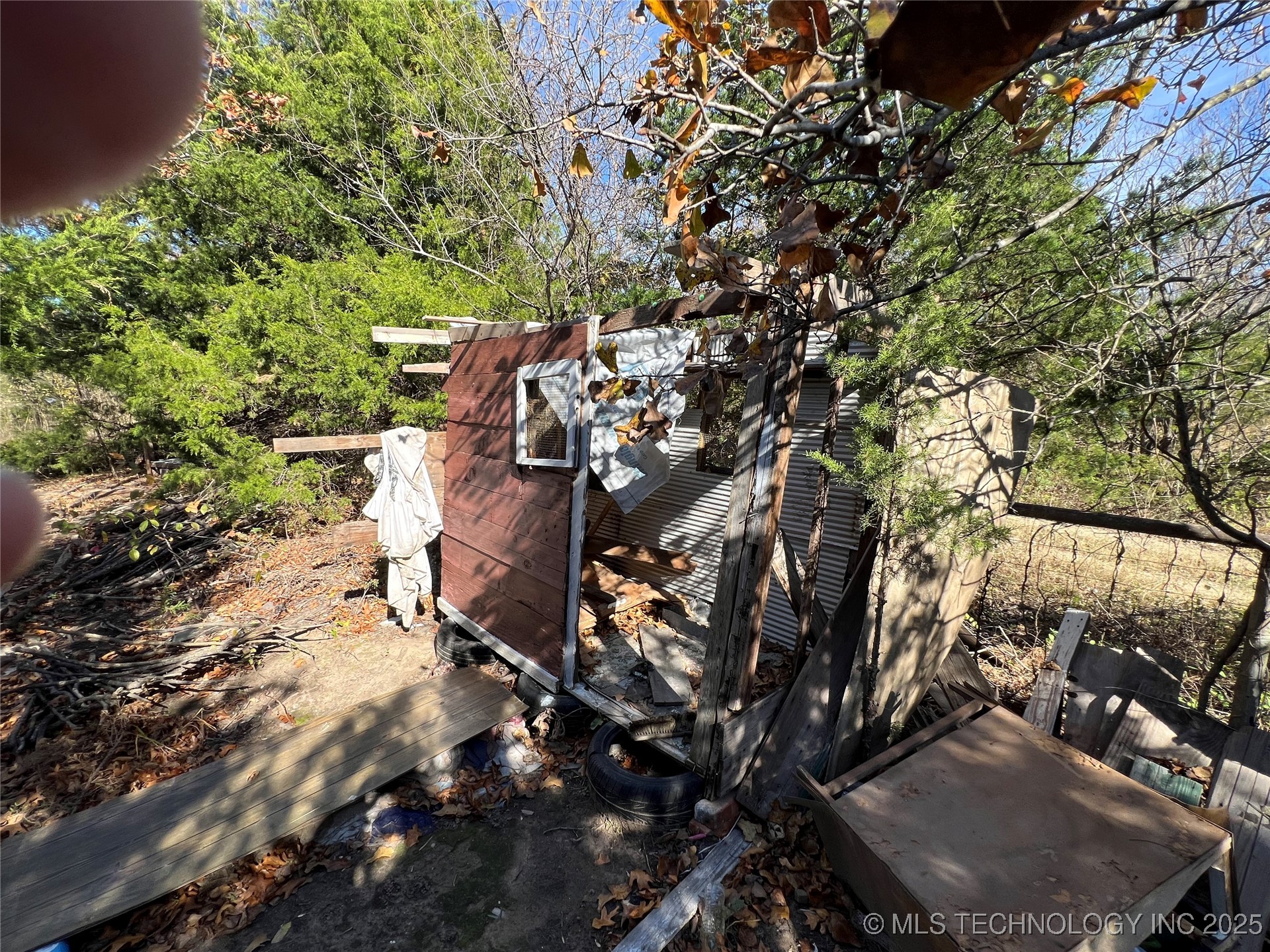 502 E 3rd Street E Property Photo 7