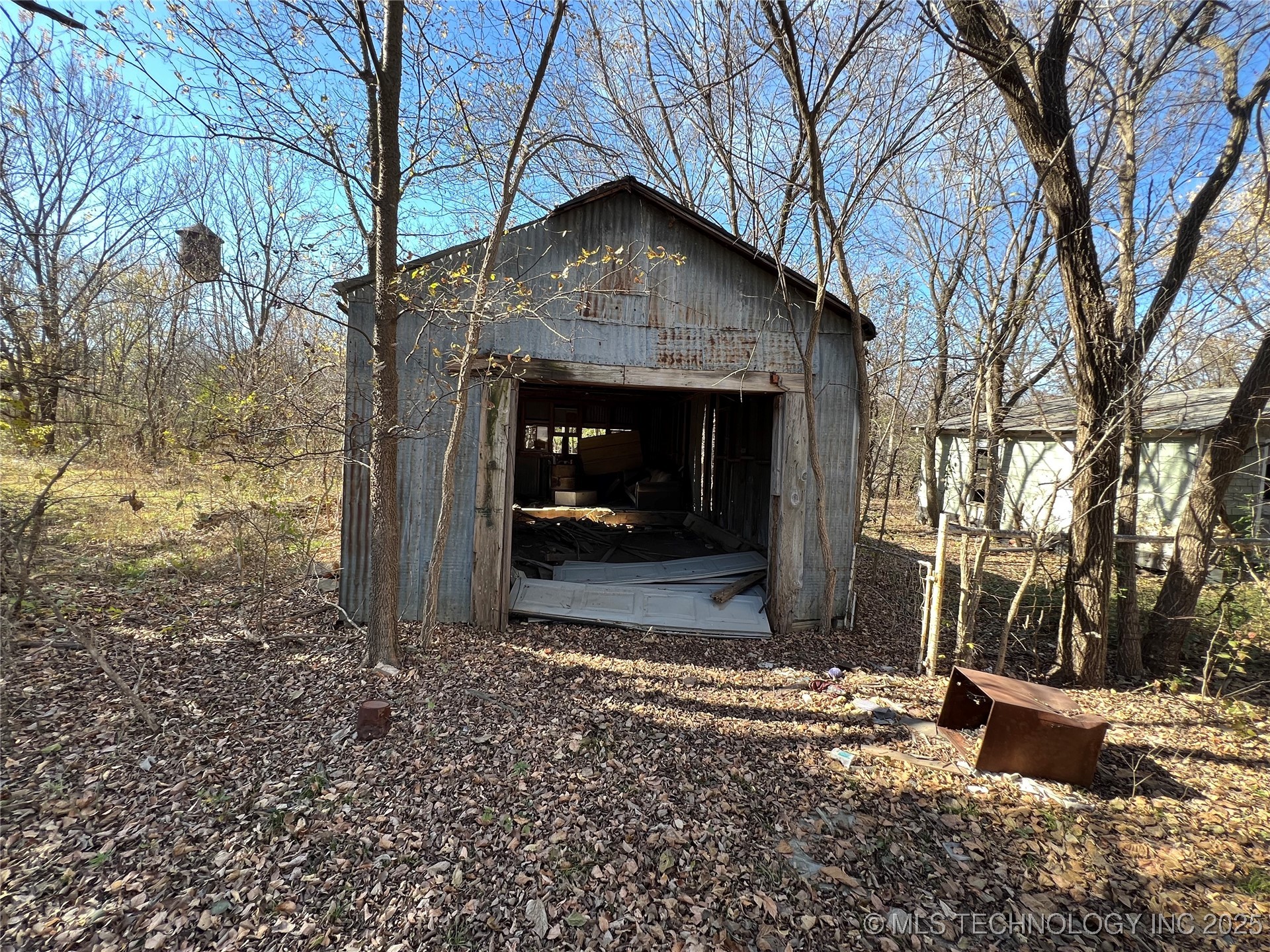 502 E 3rd Street E Property Photo 15