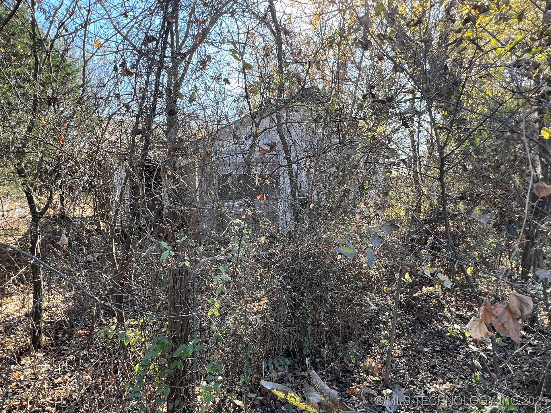 502 E 3rd Street E Property Photo 21