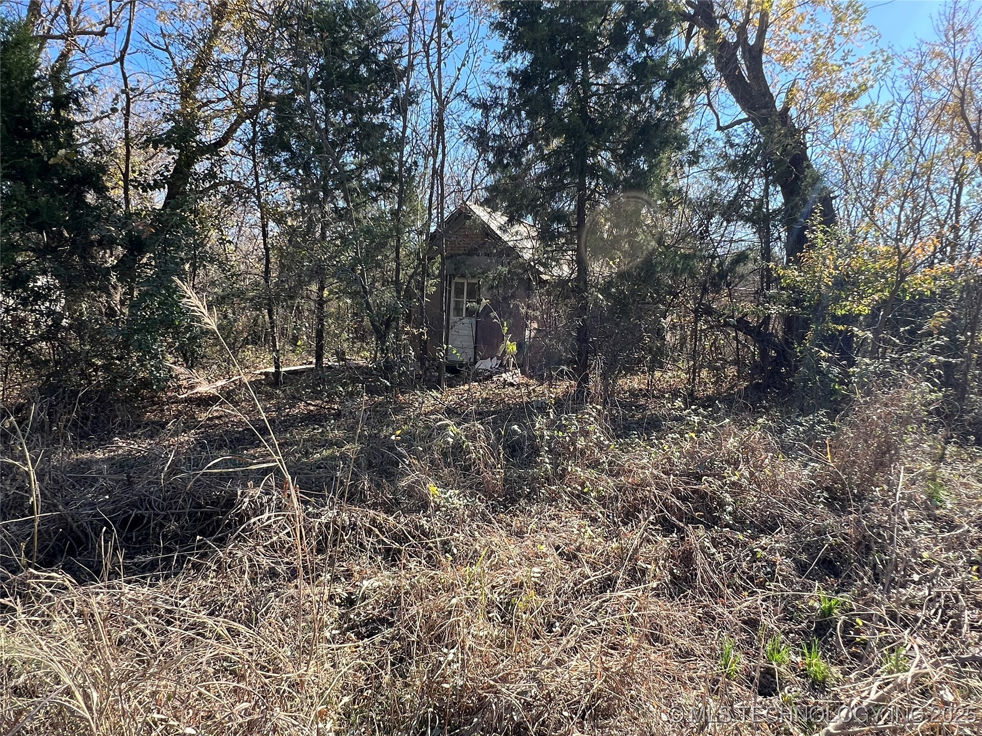 502 E 3rd Street E Property Photo 23