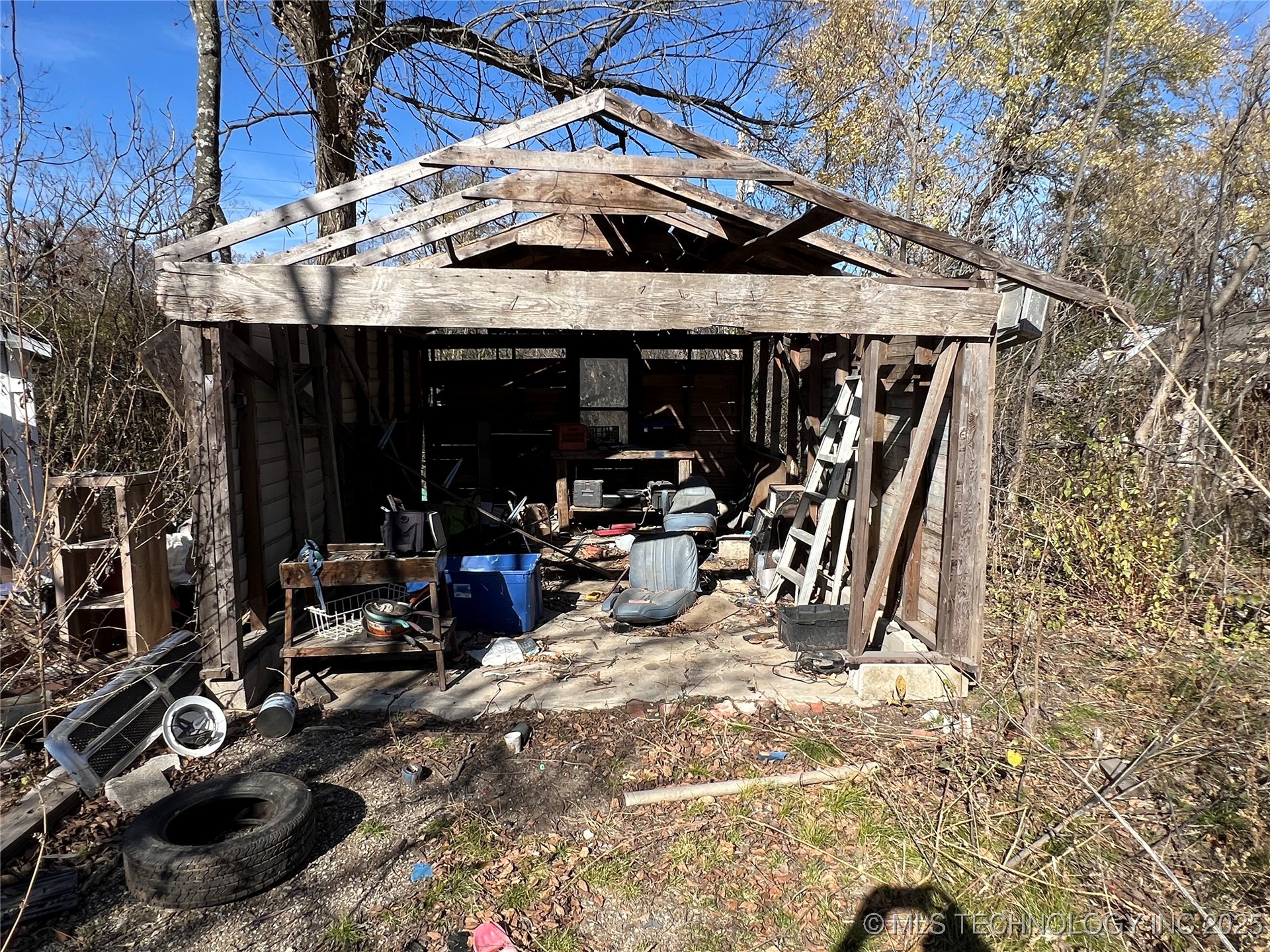 502 E 3rd Street E Property Photo 27