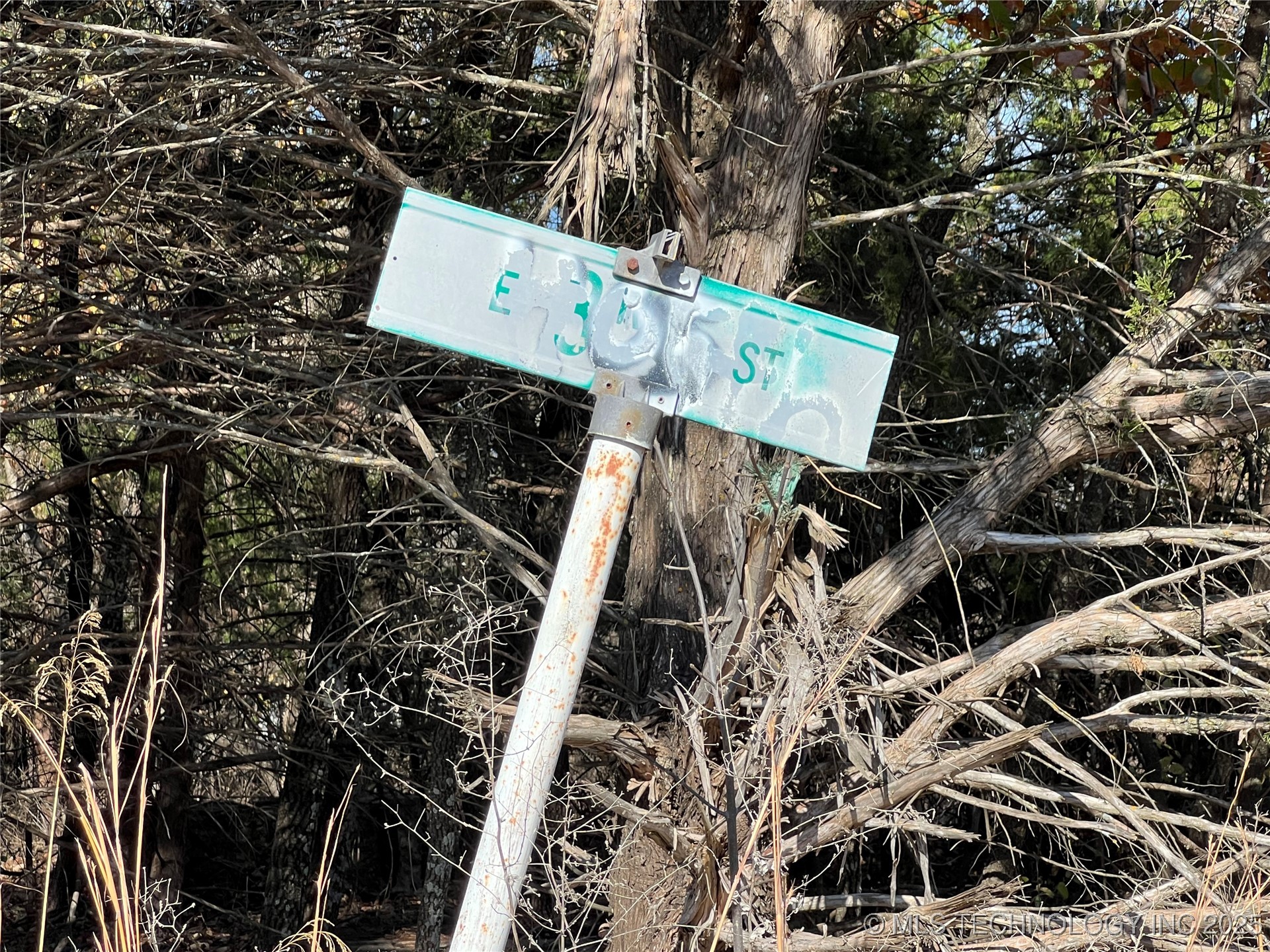 502 E 3rd Street E Property Photo 34