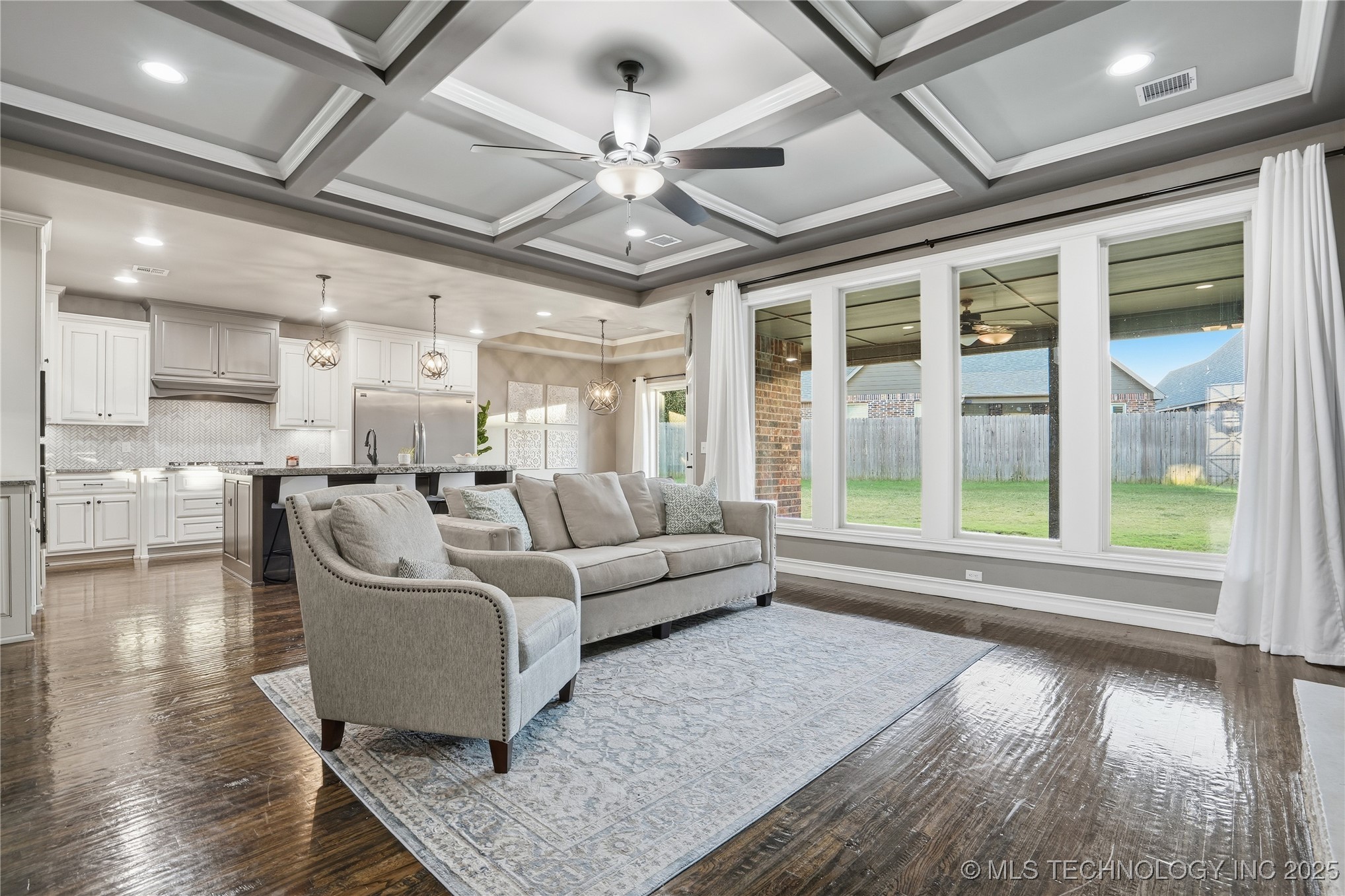 502 E 127th Place Property Photo 5