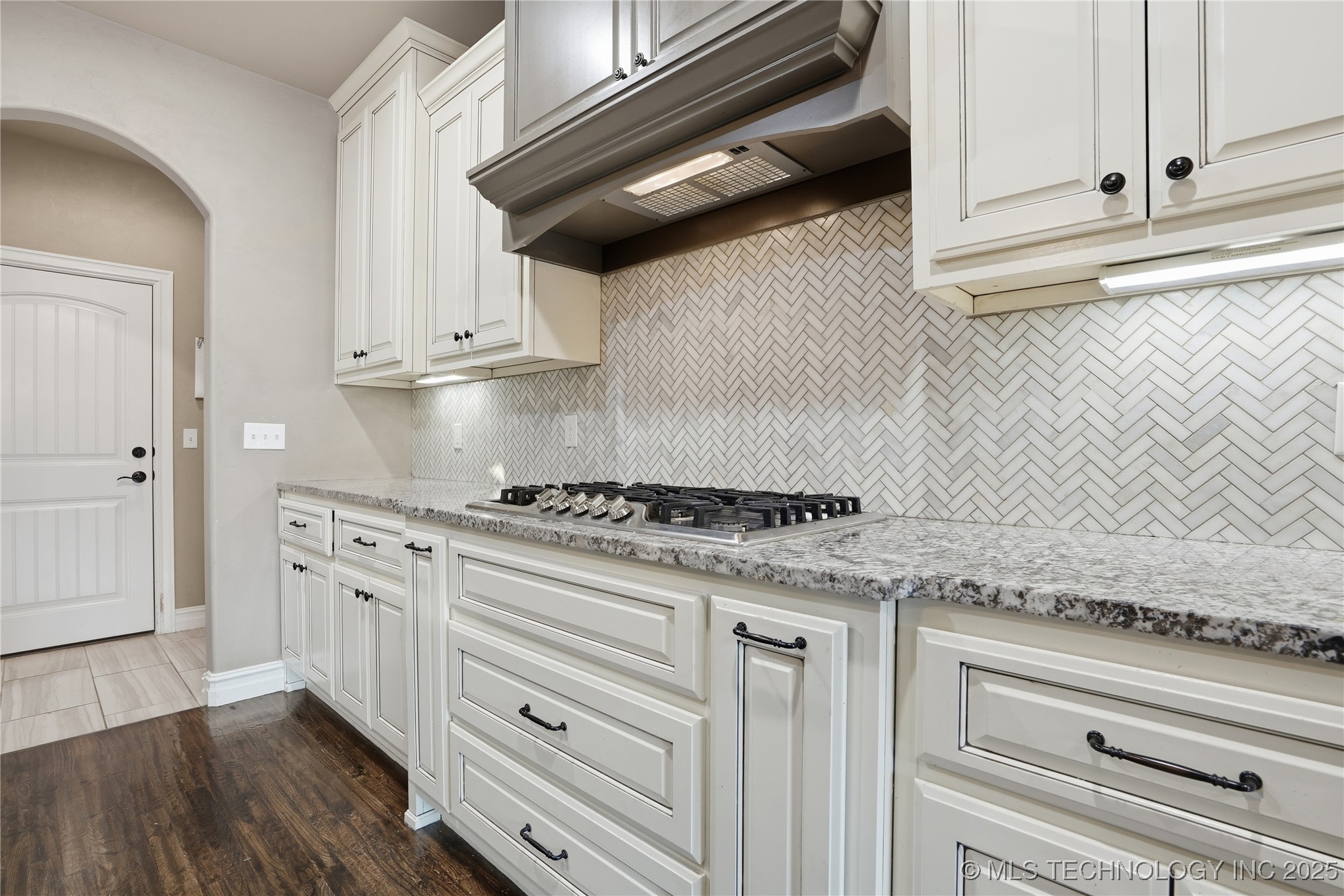 502 E 127th Place Property Photo 13