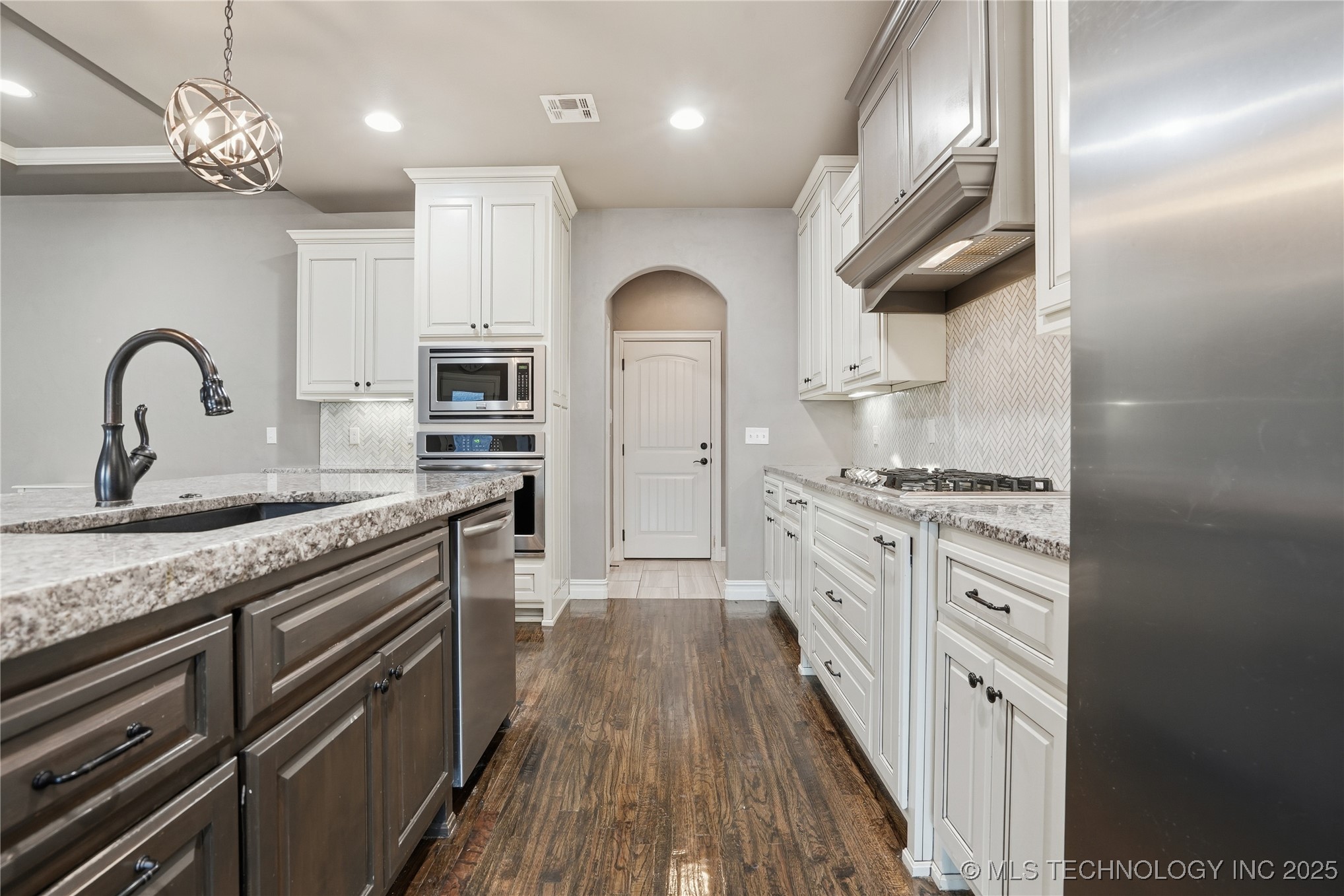 502 E 127th Place Property Photo 14