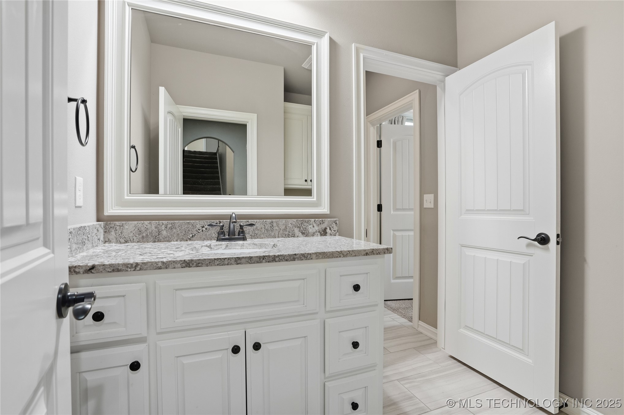 502 E 127th Place Property Photo 26