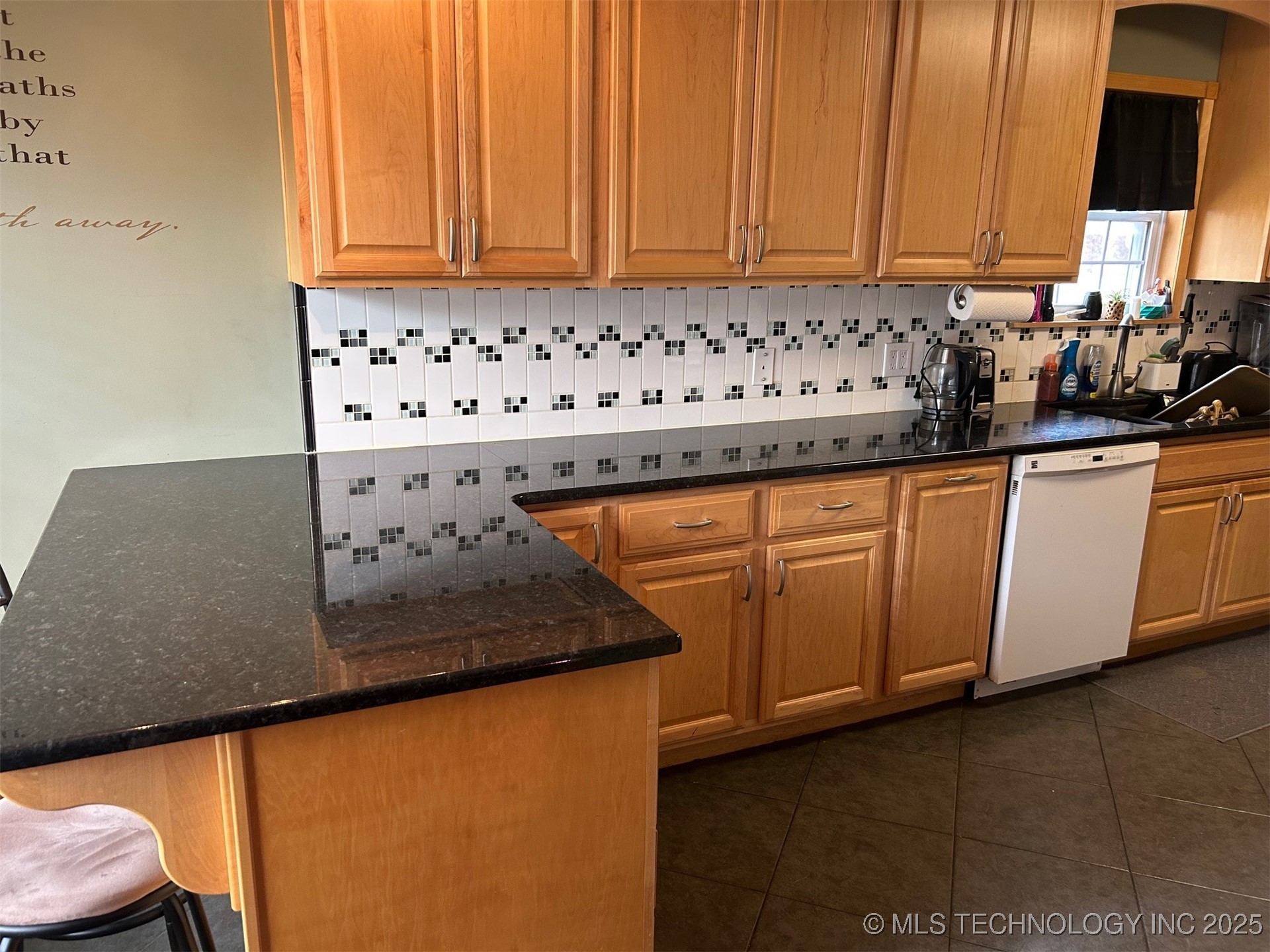 10302 S 237th East Avenue Property Photo 9