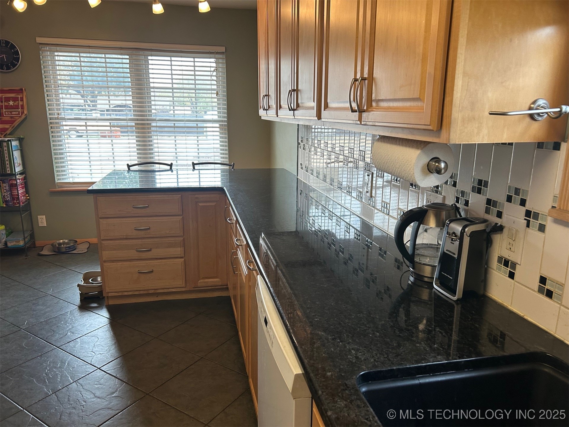 10302 S 237th East Avenue Property Photo 13