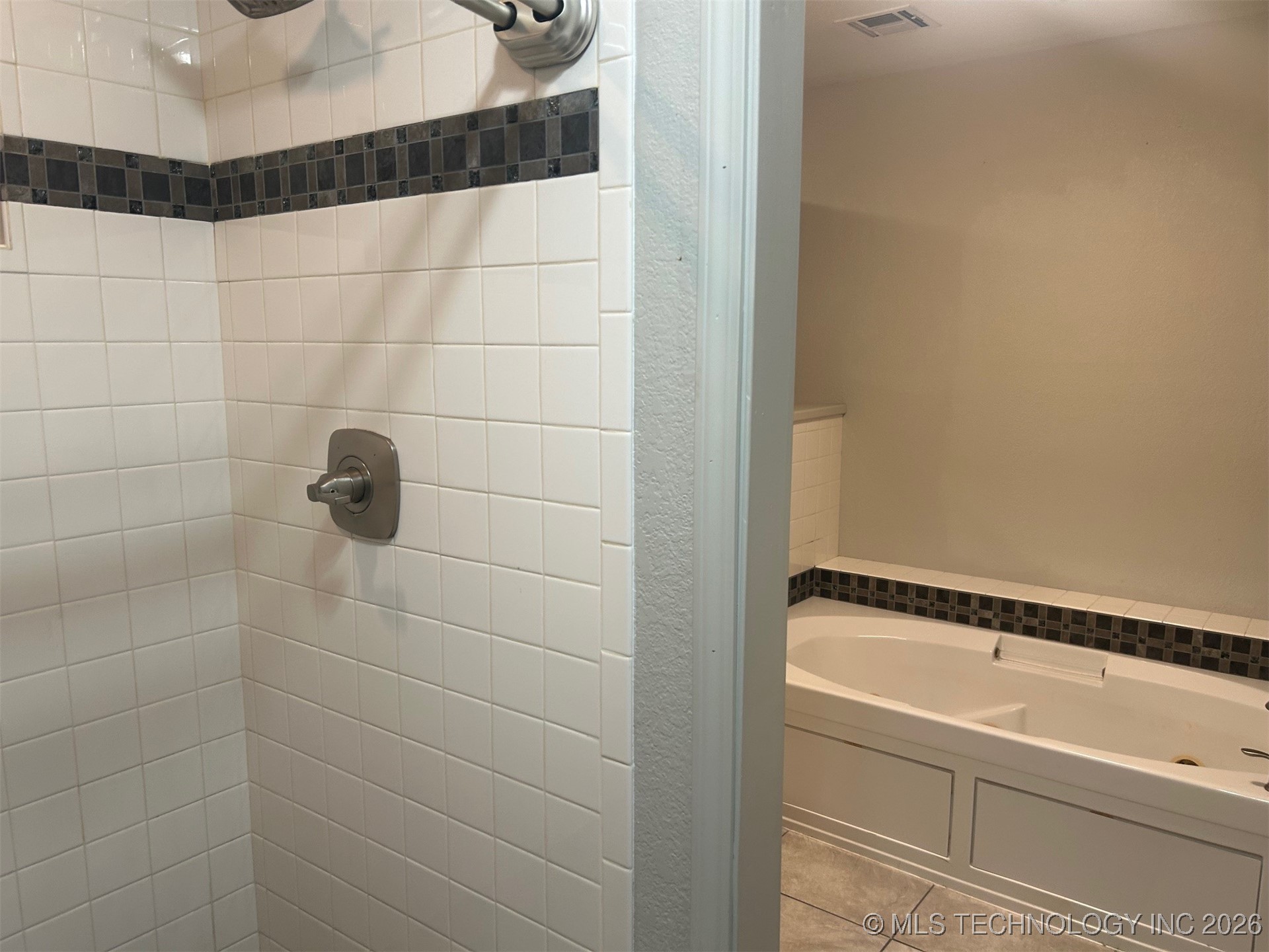 10302 S 237th East Avenue Property Photo 20