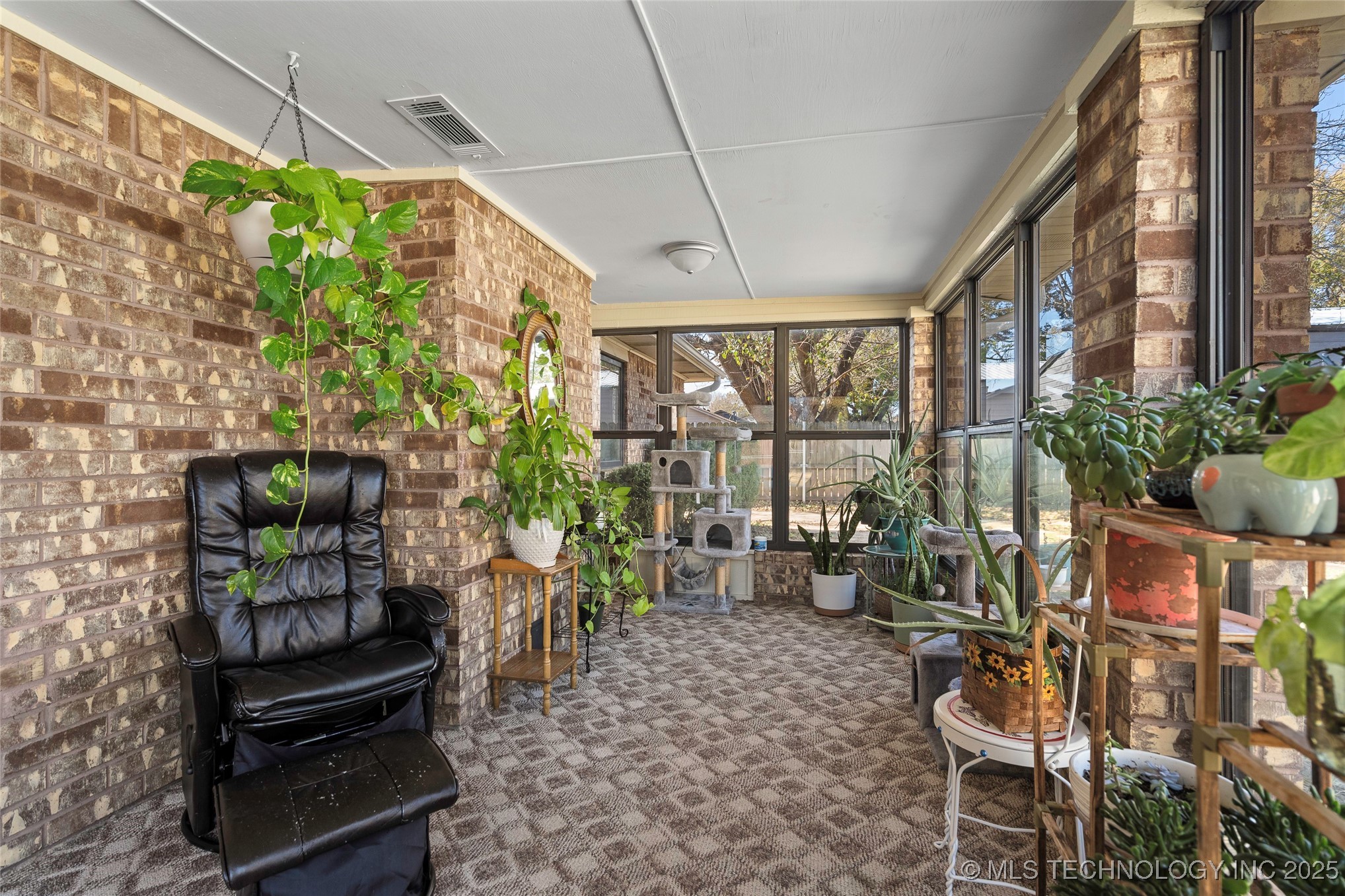 3133 Cardinal Drive Property Photo 27