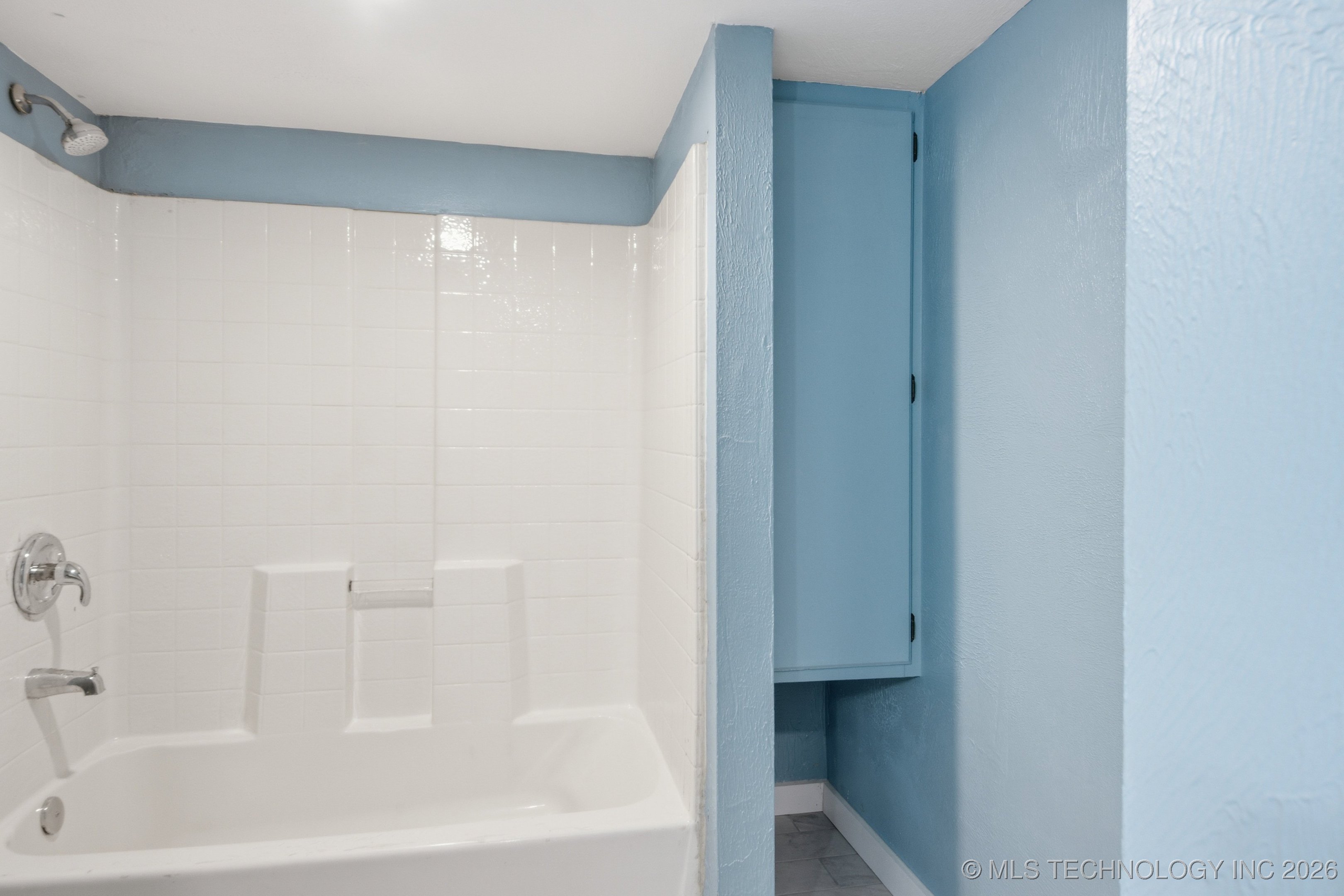 316 W 4th Street Property Photo 11