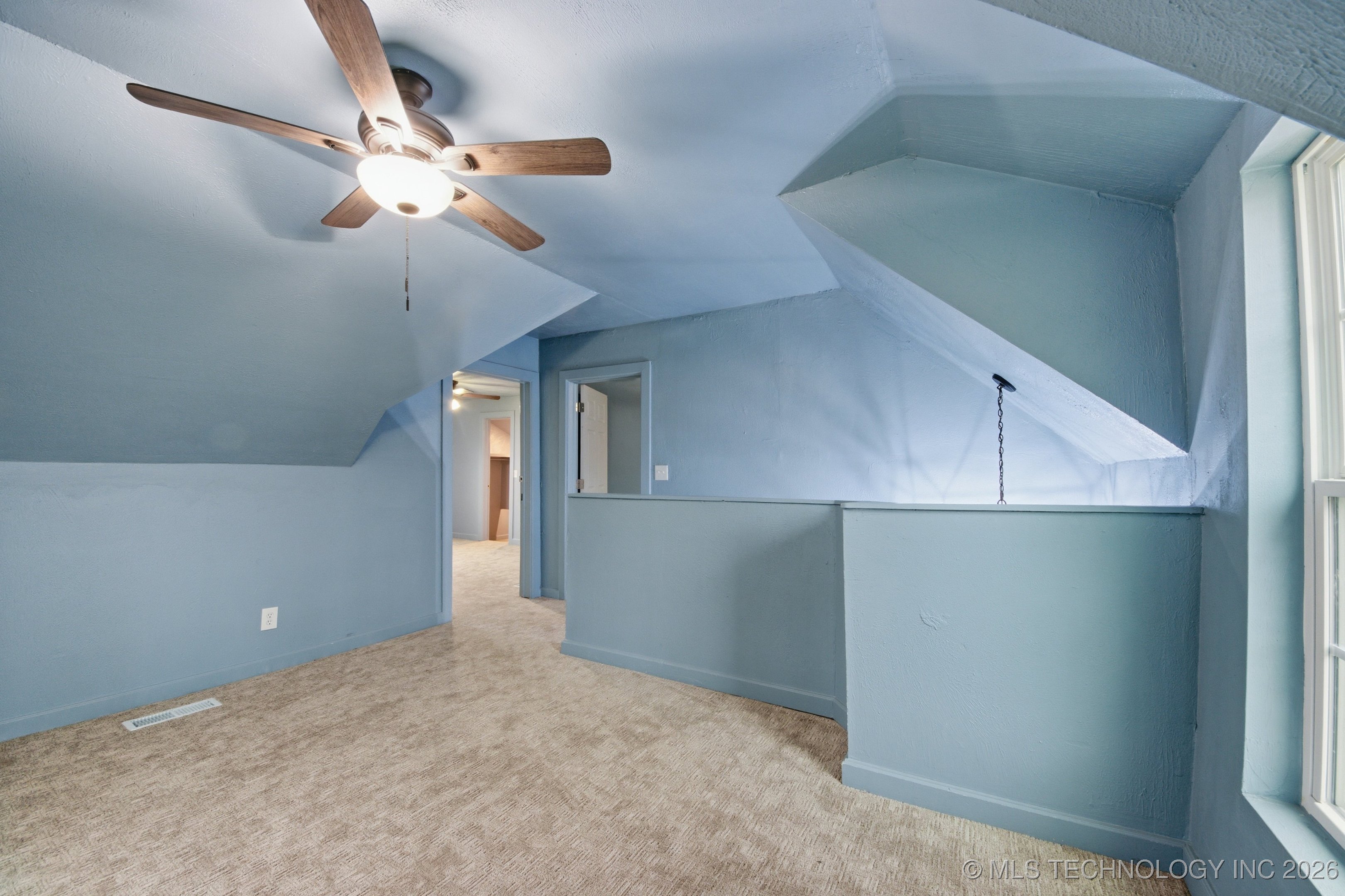 316 W 4th Street Property Photo 14