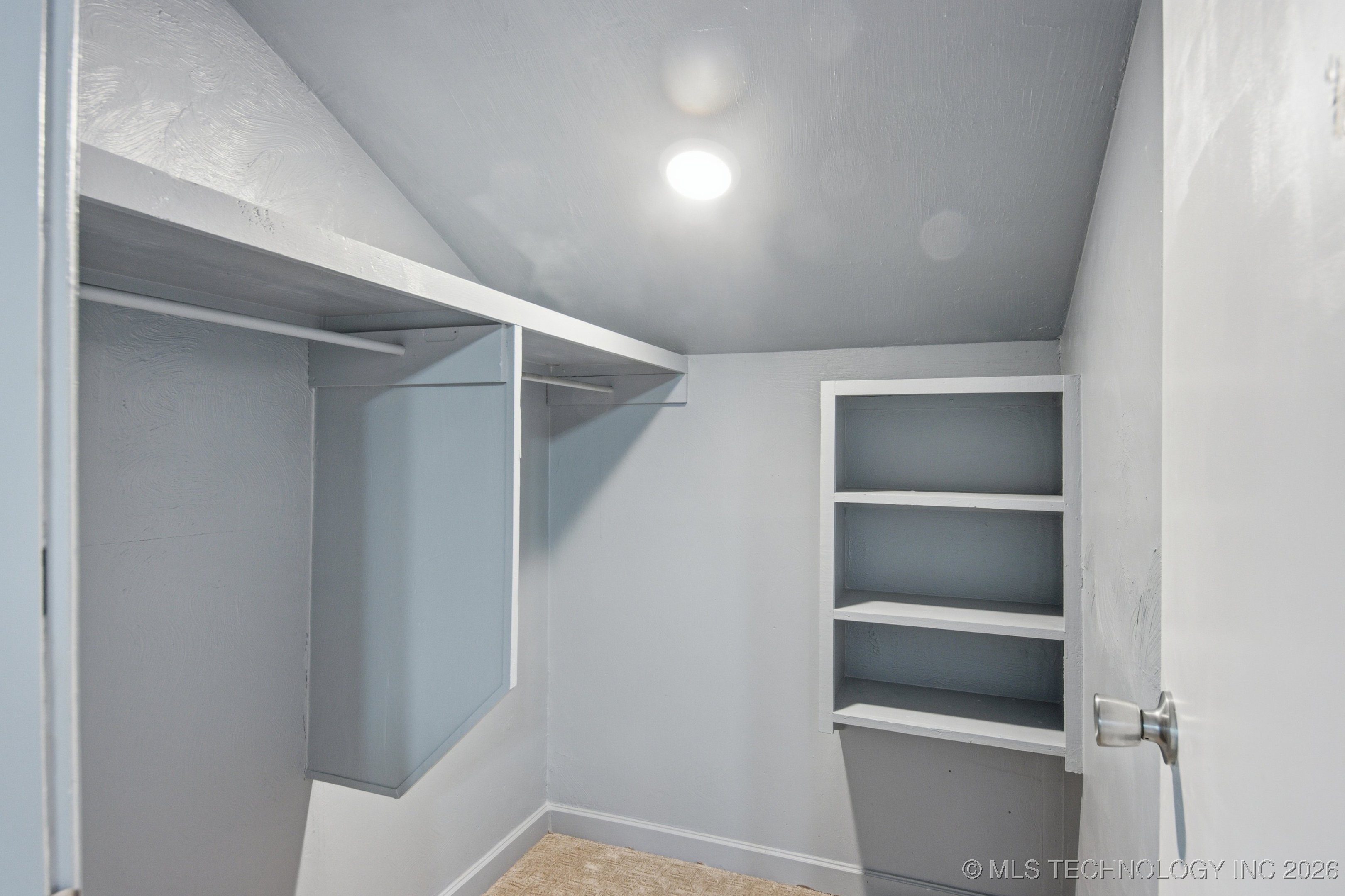 316 W 4th Street Property Photo 17