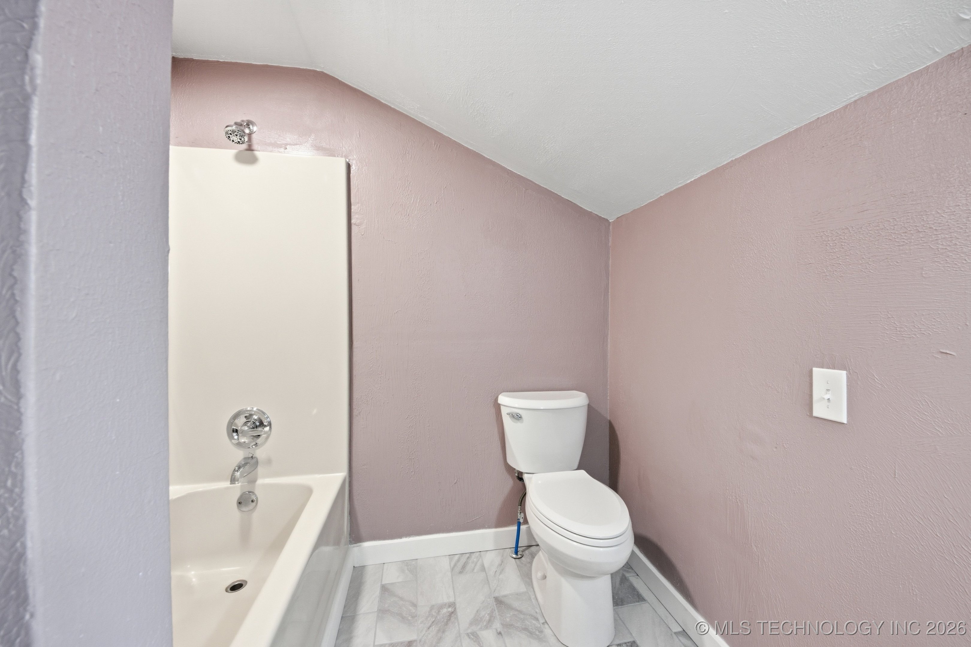 316 W 4th Street Property Photo 18