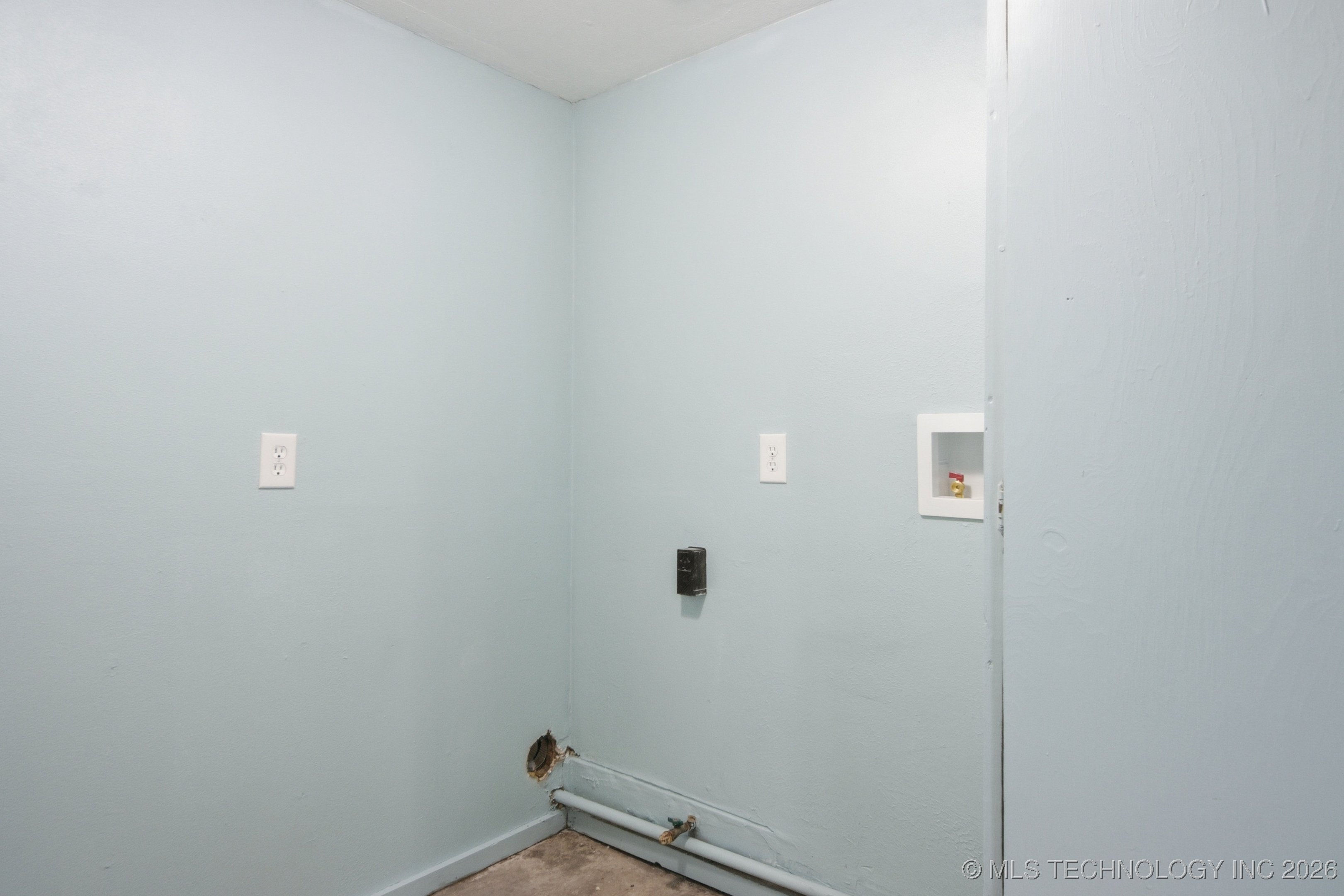 316 W 4th Street Property Photo 21