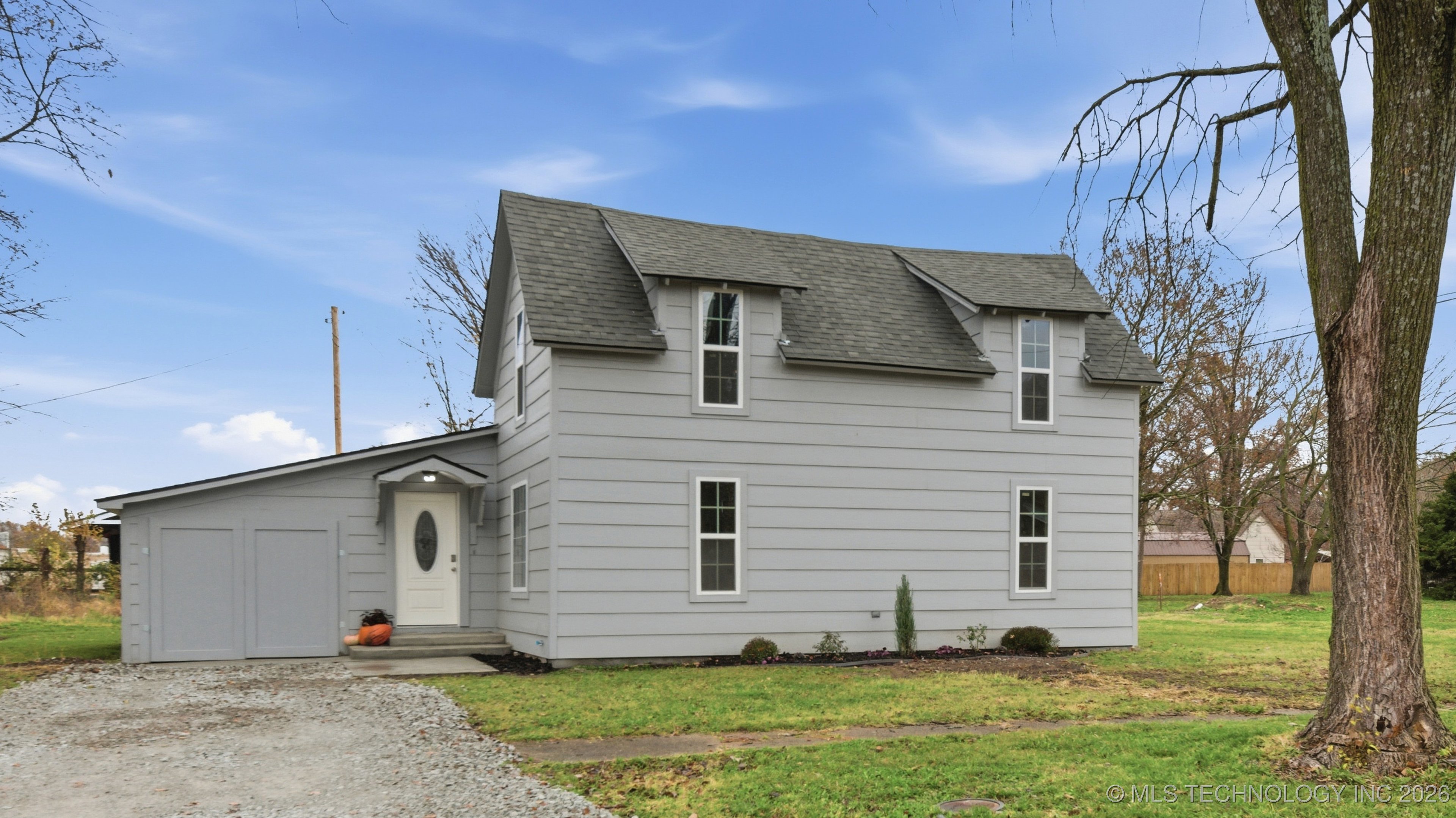 316 W 4th Street Property Photo 26