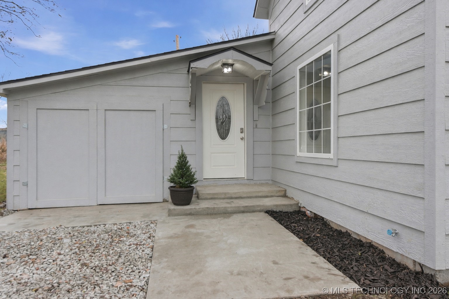 316 W 4th Street Property Photo 27