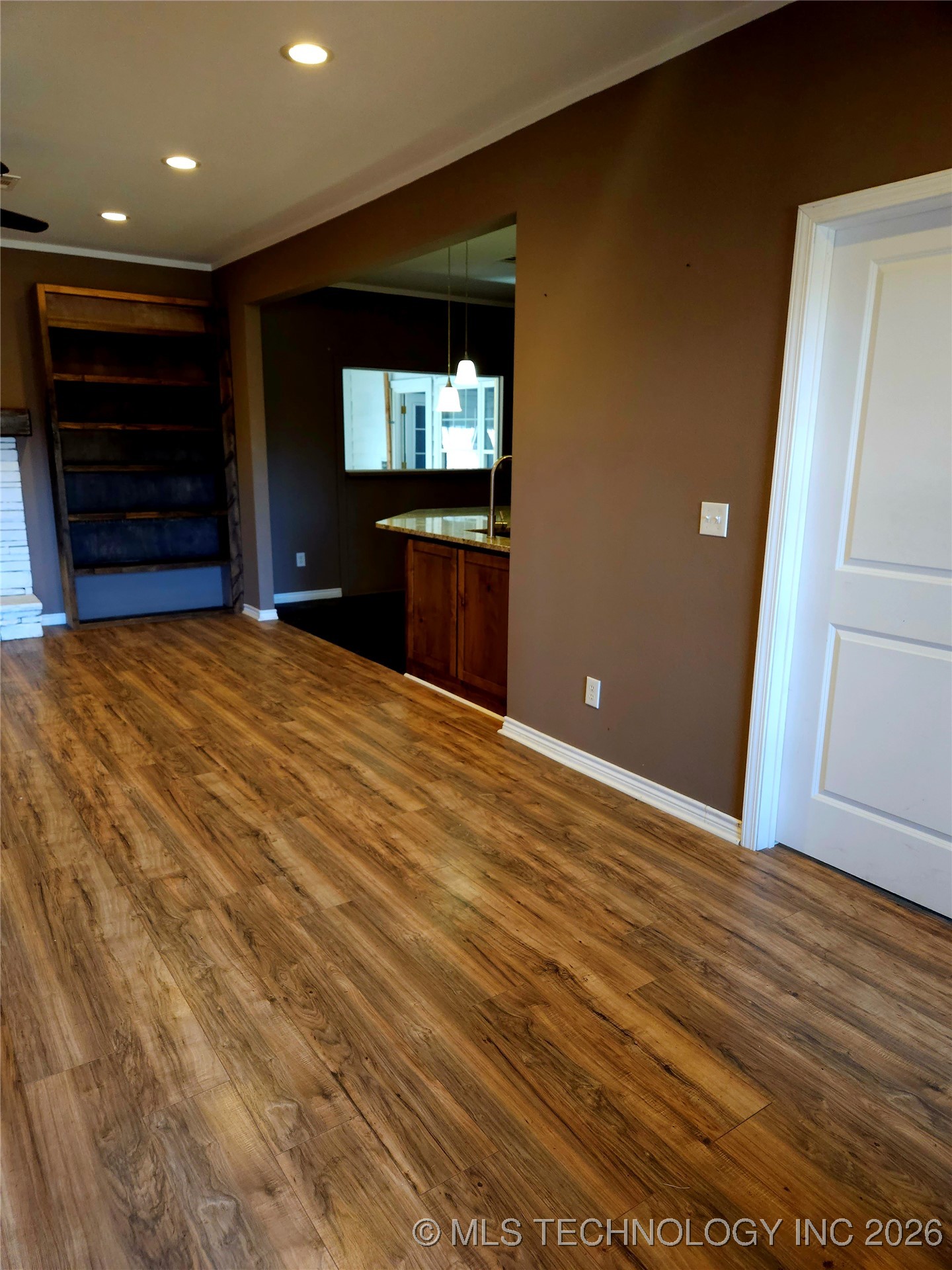 6650 S 369th Avenue W Property Photo 3