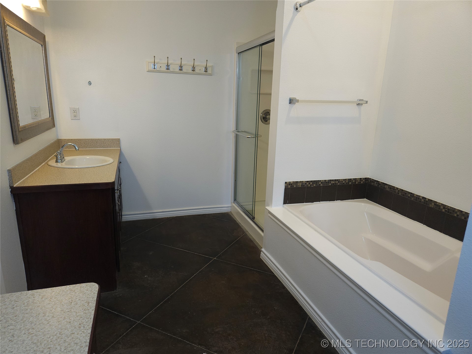 6650 S 369th Avenue W Property Photo 6