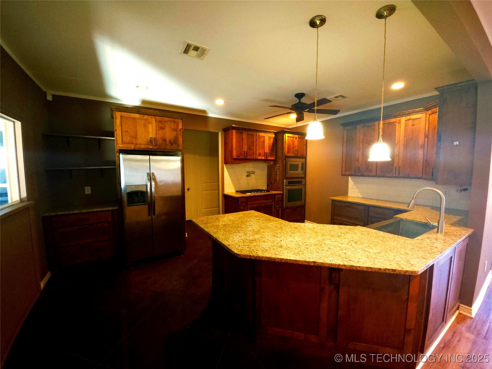 6650 S 369th Avenue W Property Photo 9