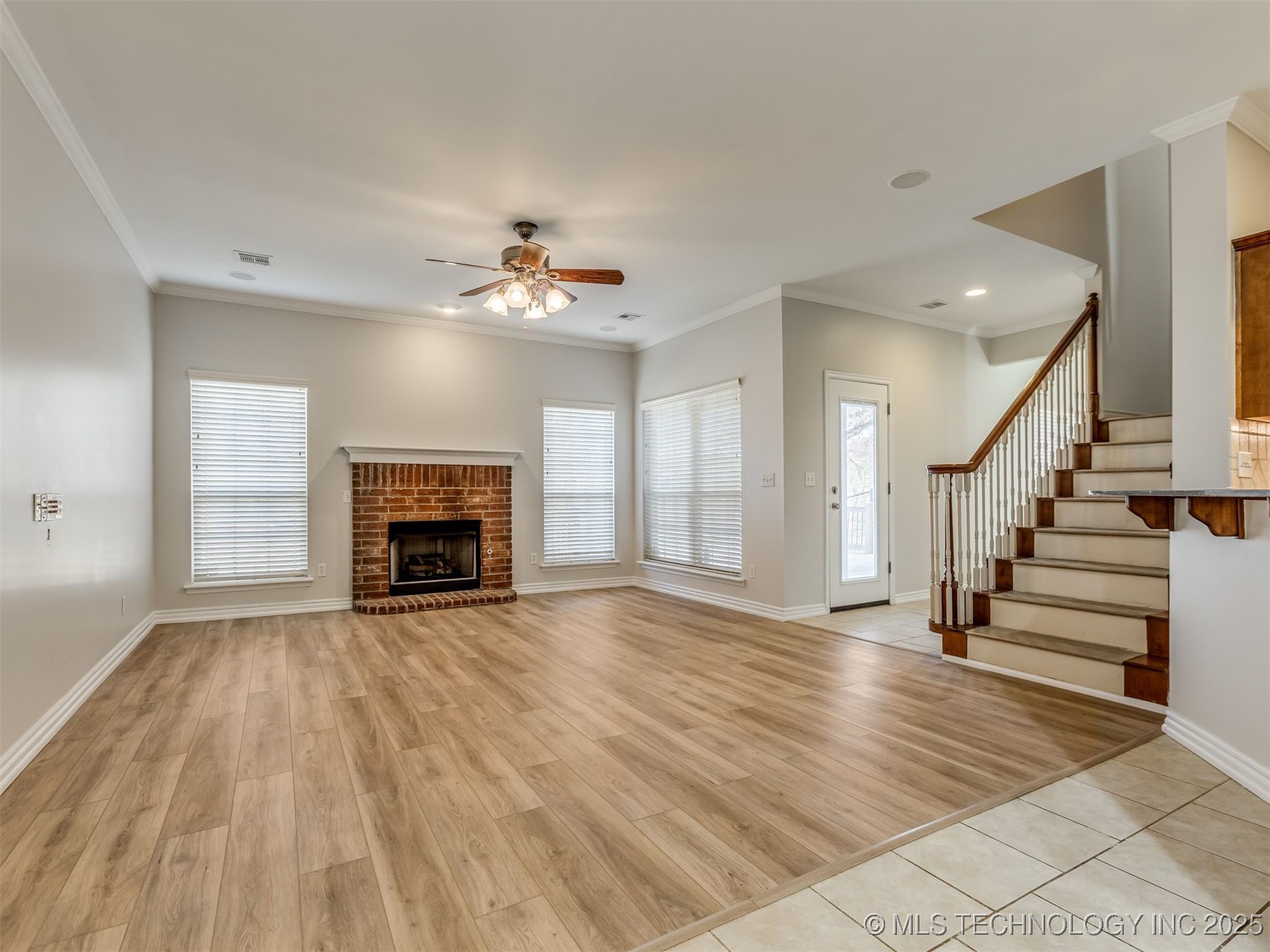 29367 E 28th Street S Property Photo 10