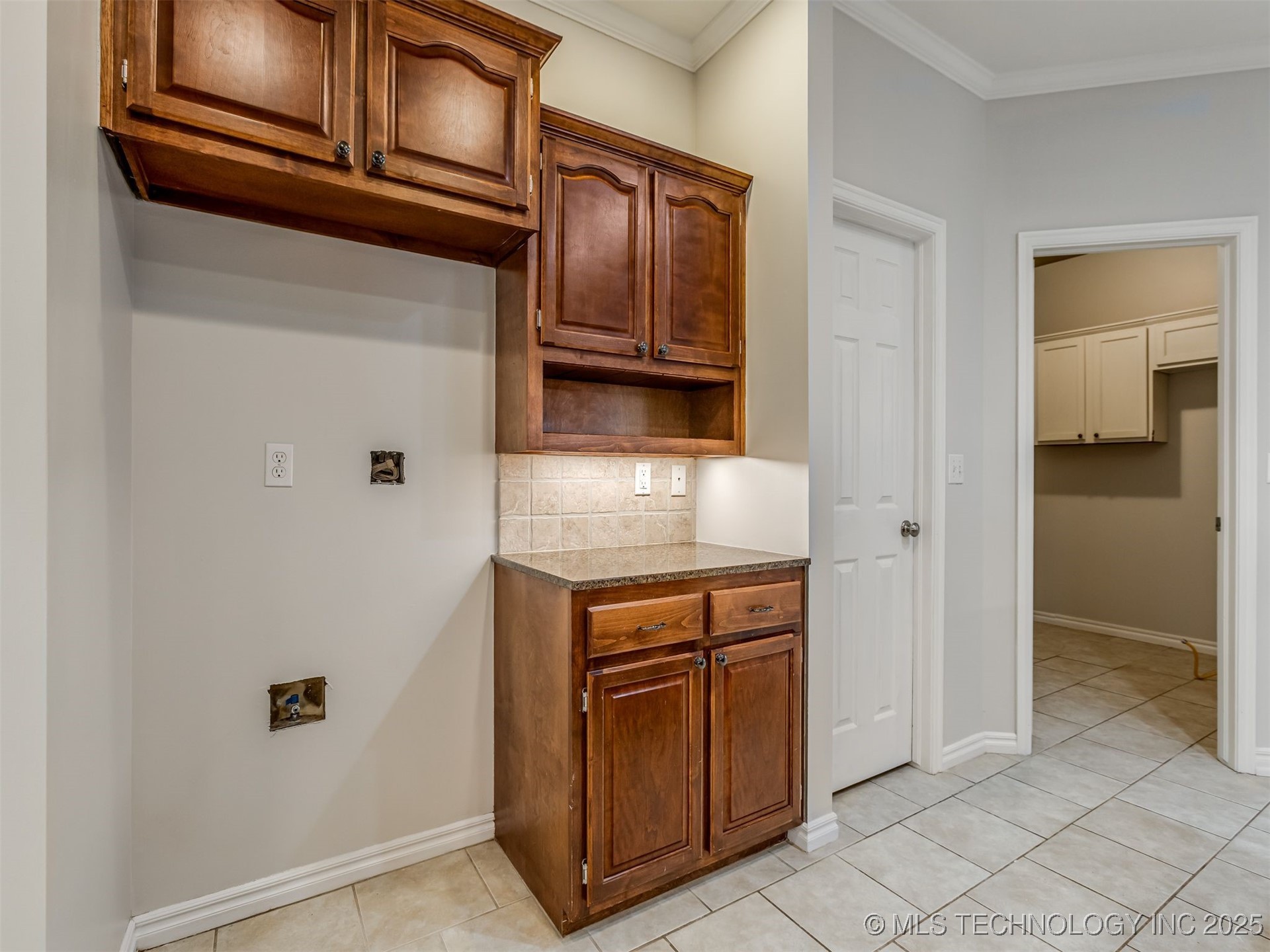 29367 E 28th Street S Property Photo 16