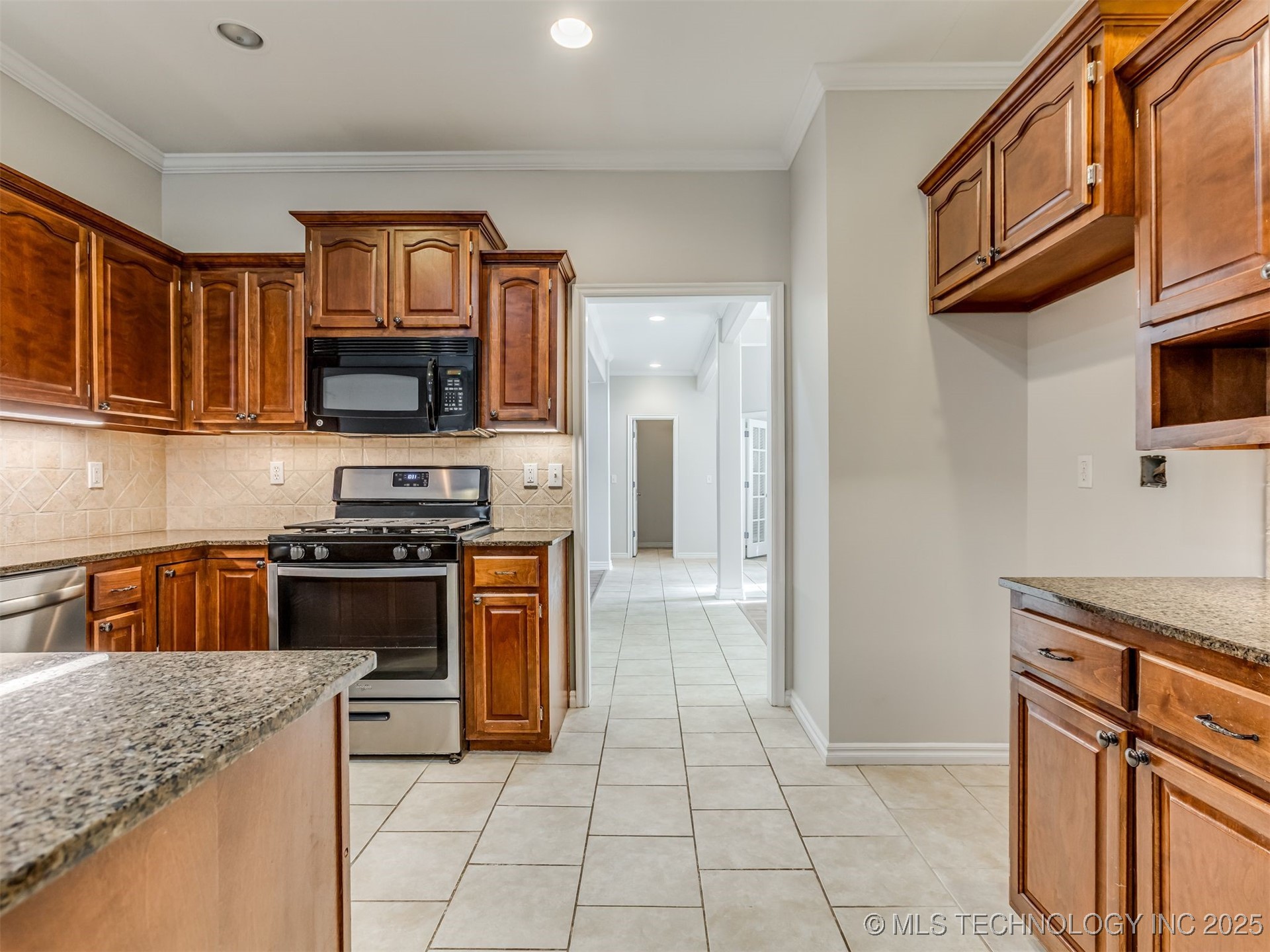 29367 E 28th Street S Property Photo 17