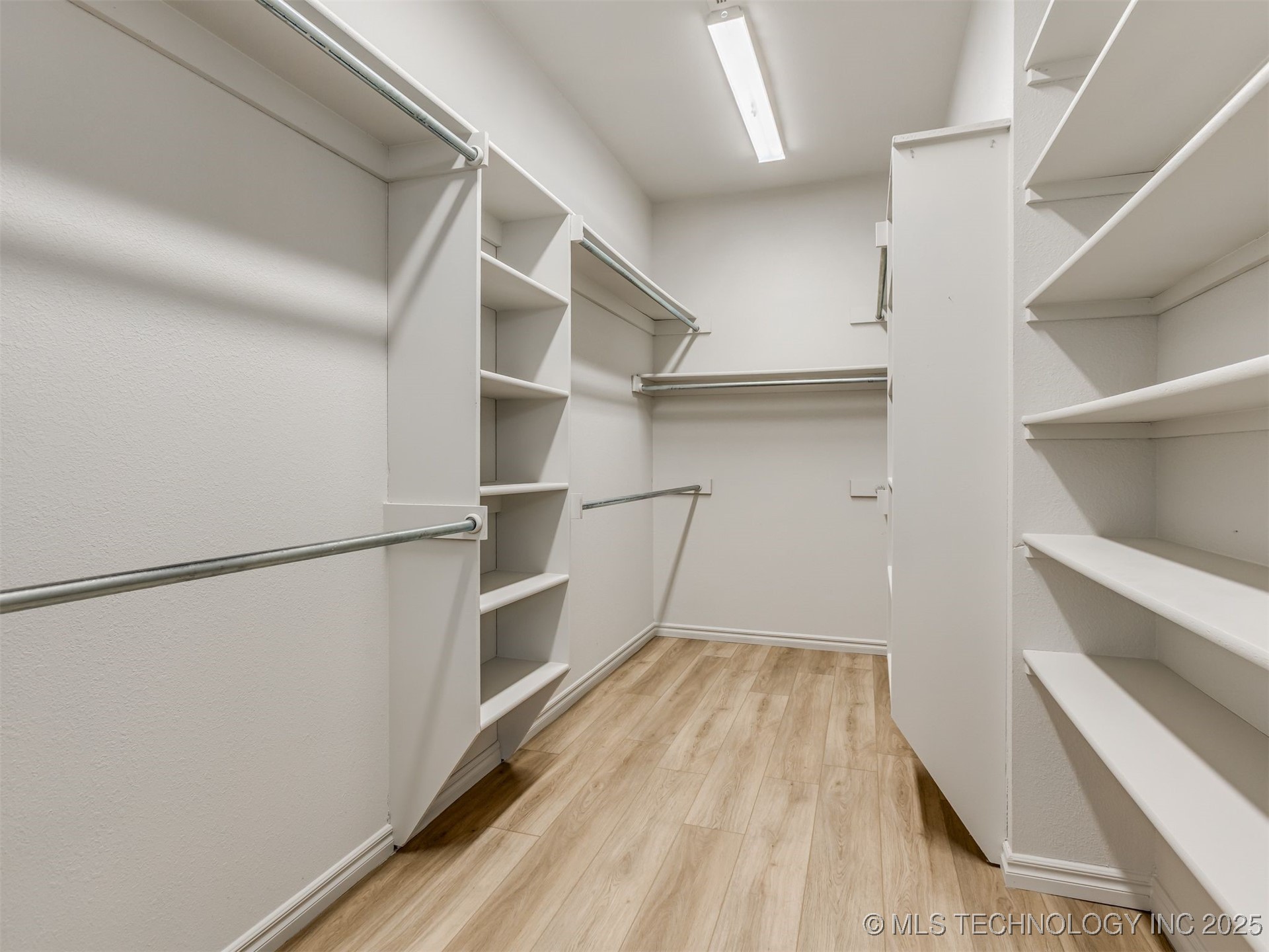 29367 E 28th Street S Property Photo 27