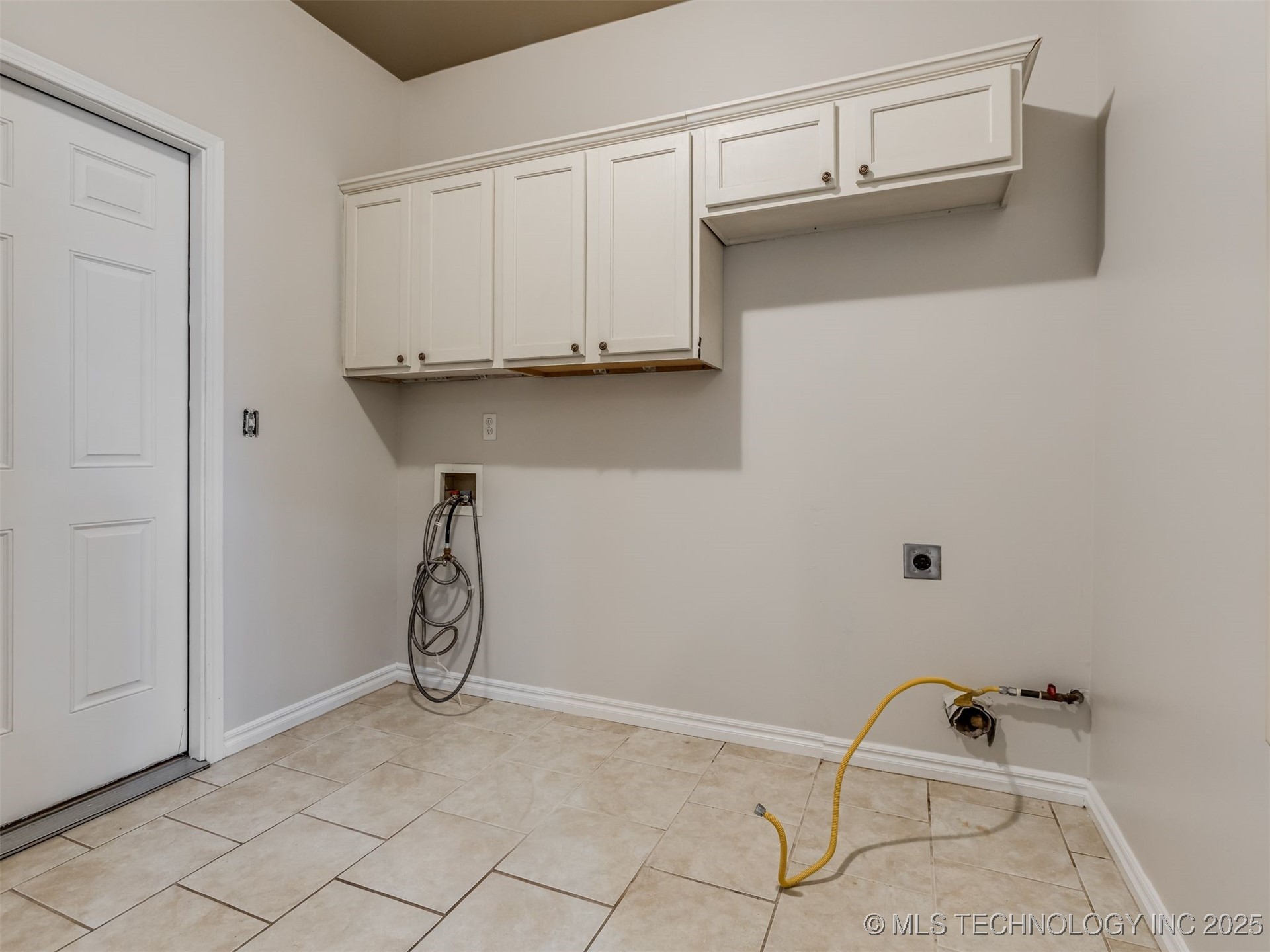 29367 E 28th Street S Property Photo 31