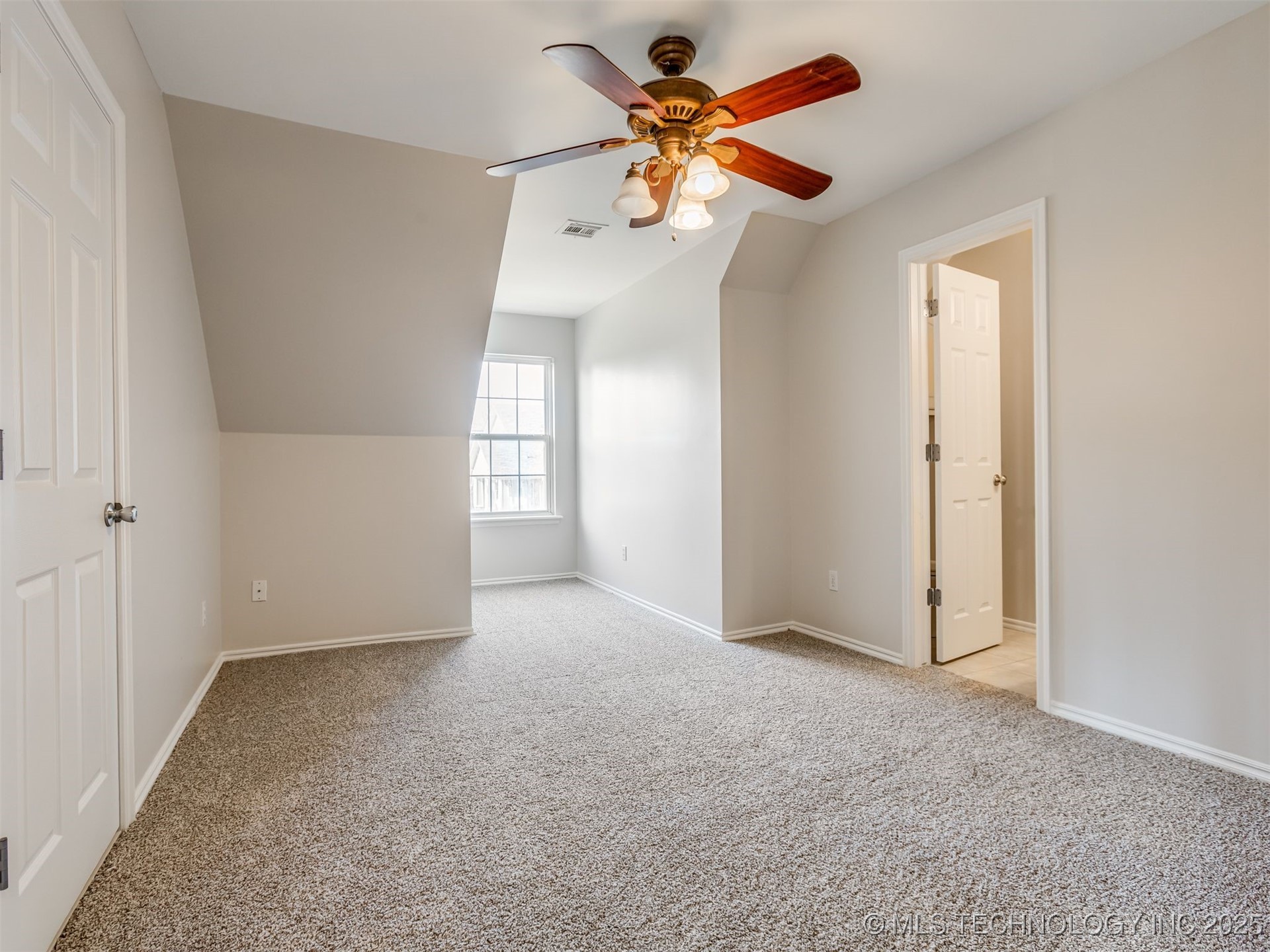 29367 E 28th Street S Property Photo 33