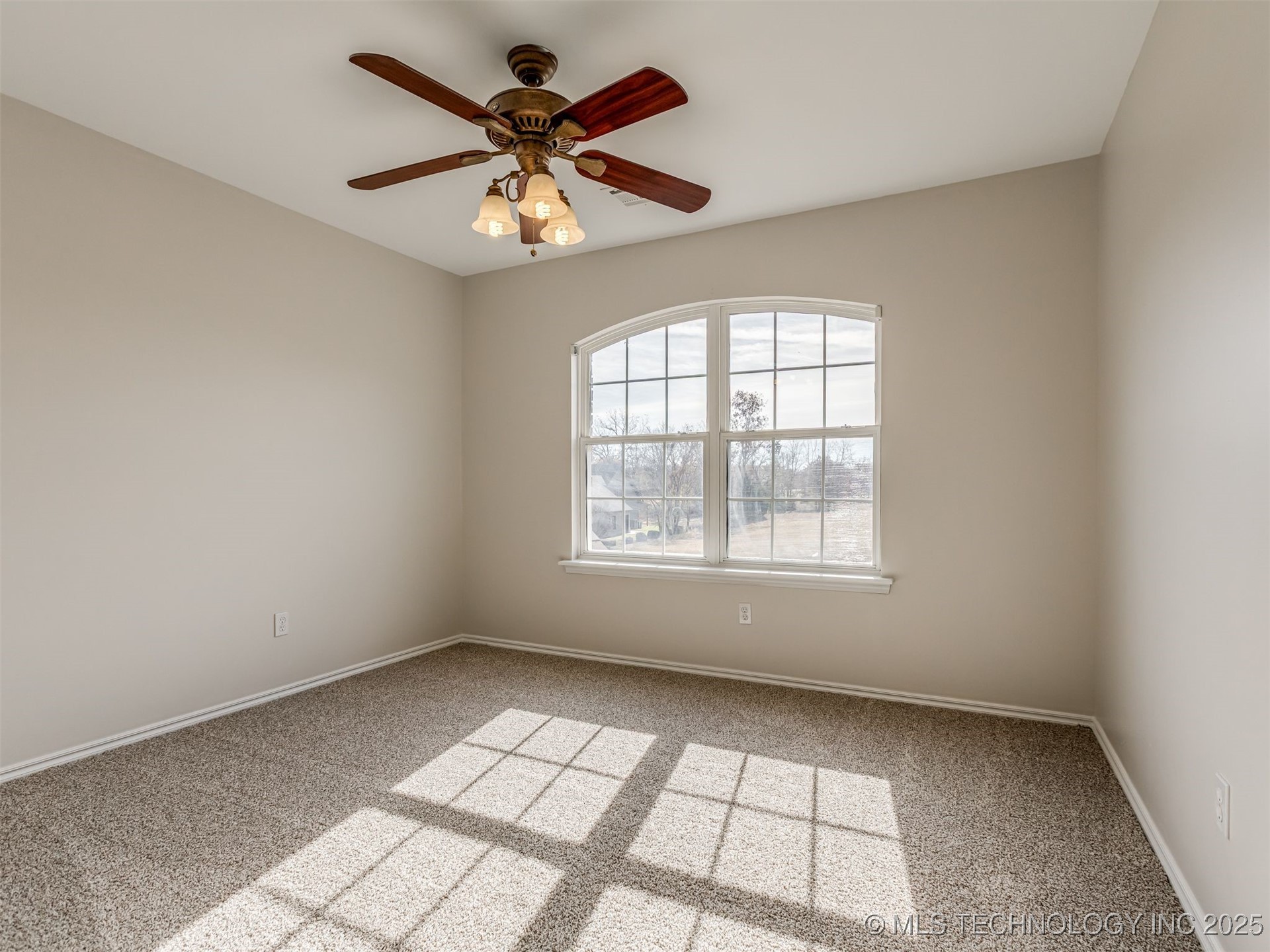 29367 E 28th Street S Property Photo 37