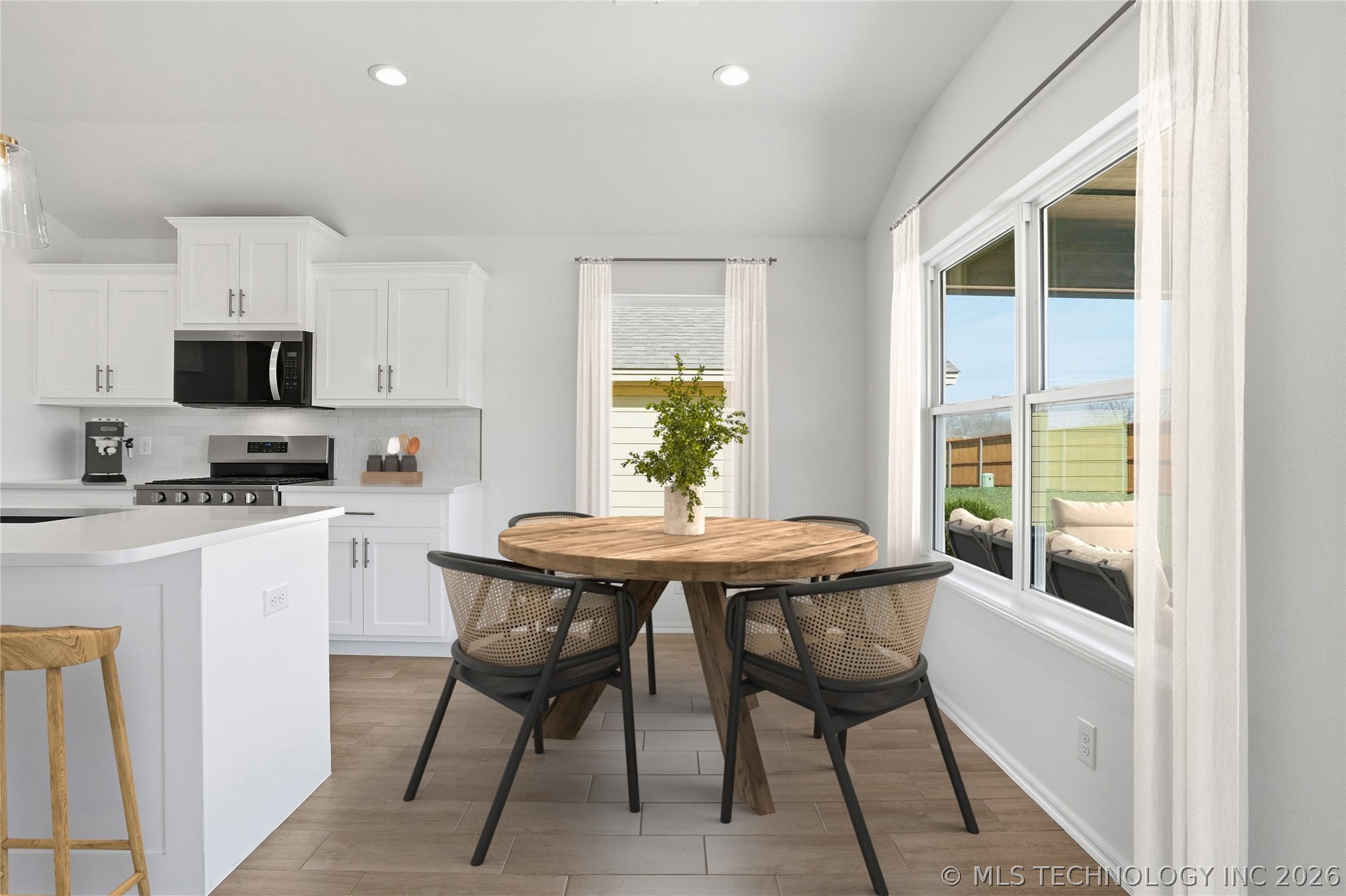 3427 N Gum Place Property Photo 10