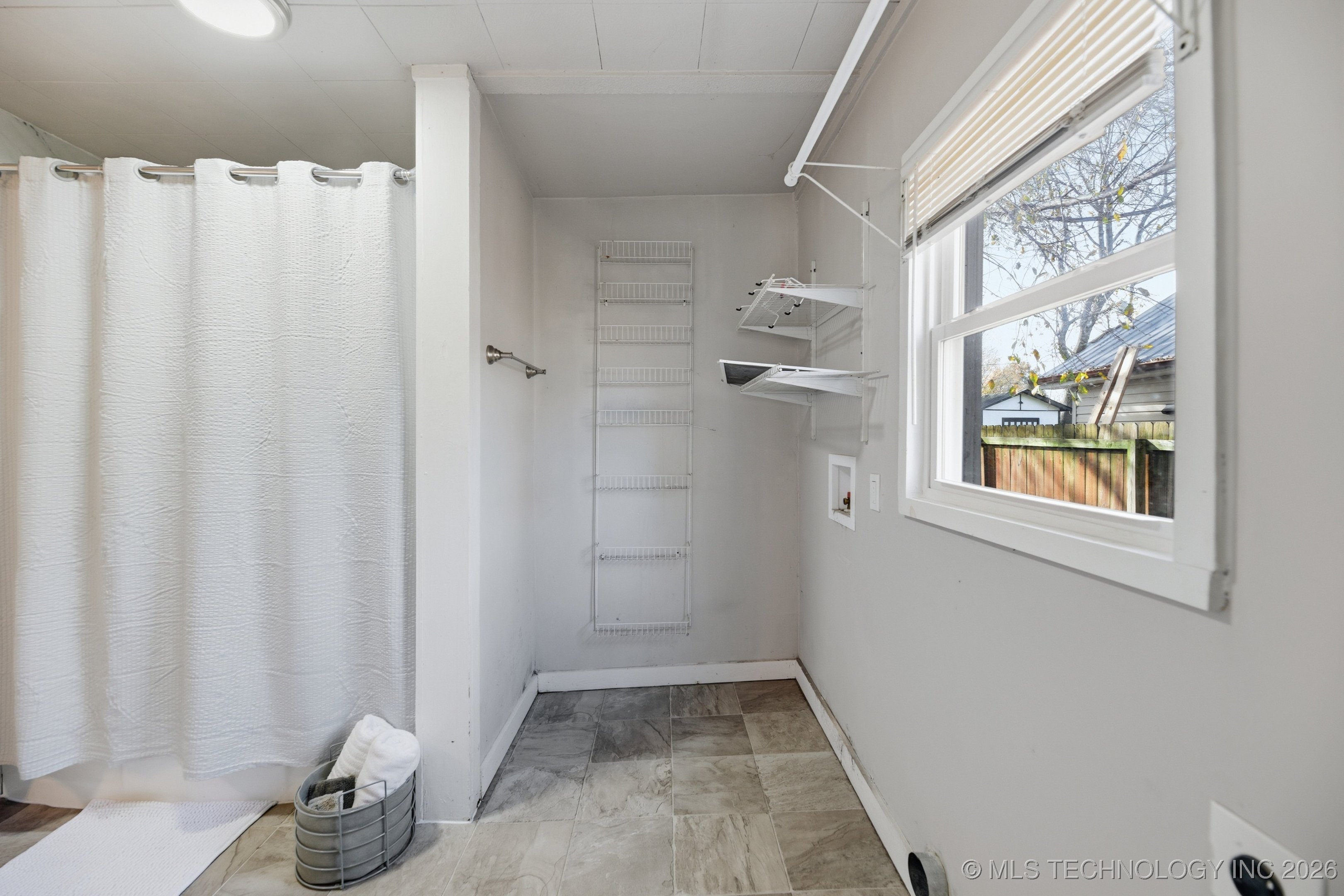 202 W Ada Street Property Photo 17