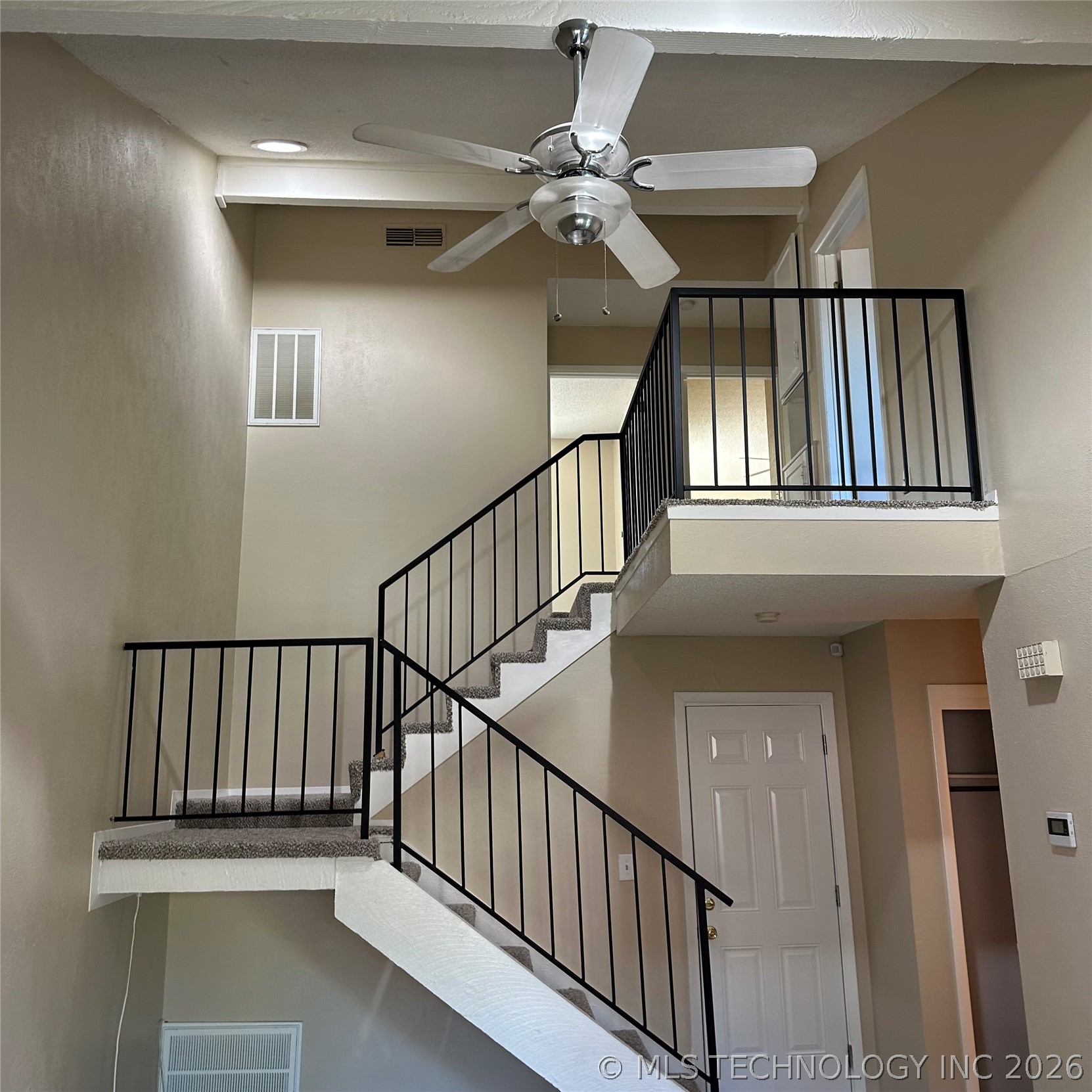 1120 S 110 Avenue E 12-2c Property Photo 3