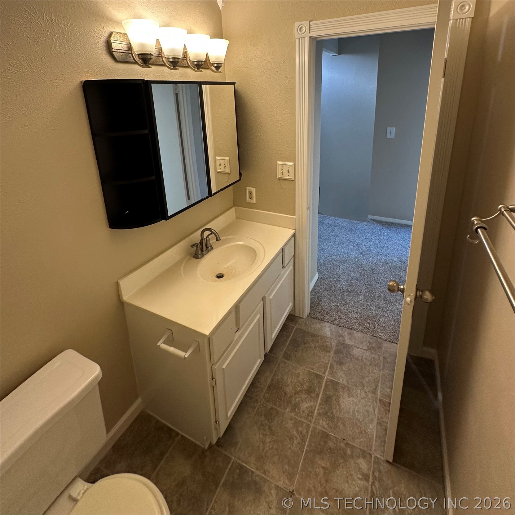 1120 S 110 Avenue E 12-2c Property Photo 20