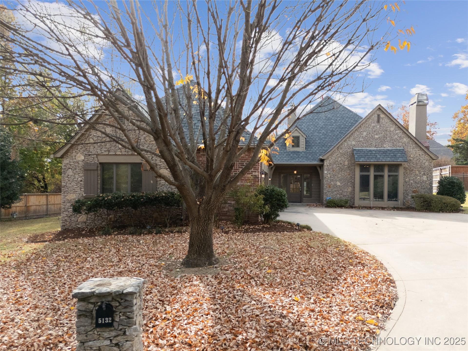 5132 E 85th Street Property Photo 2