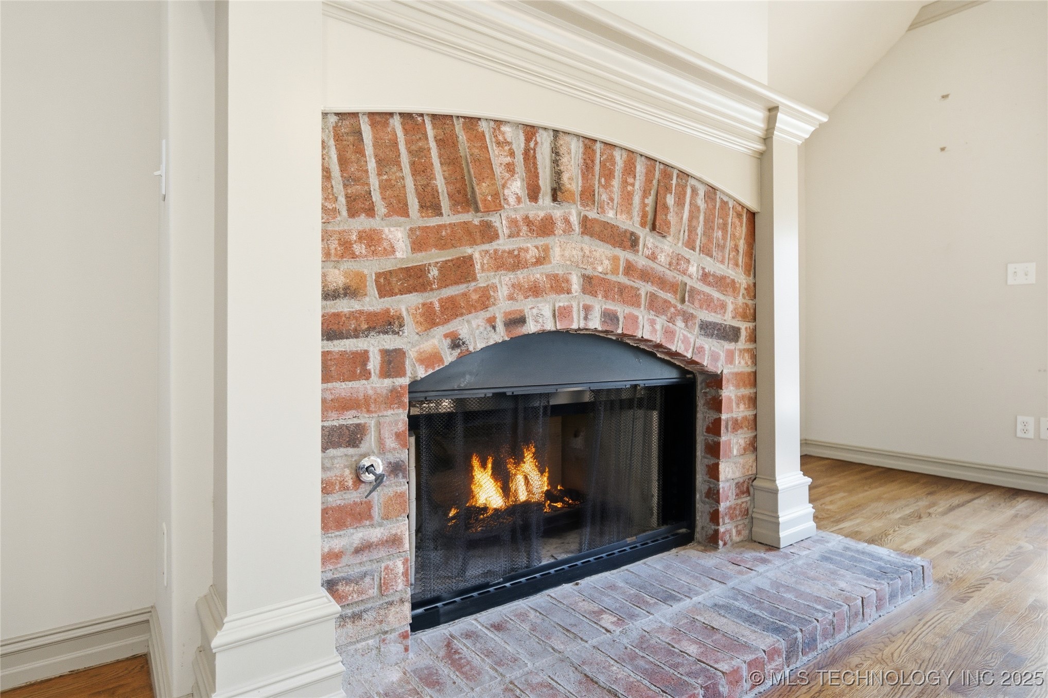 5132 E 85th Street Property Photo 8