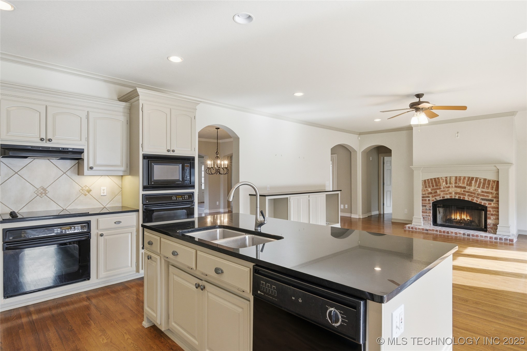 5132 E 85th Street Property Photo 10