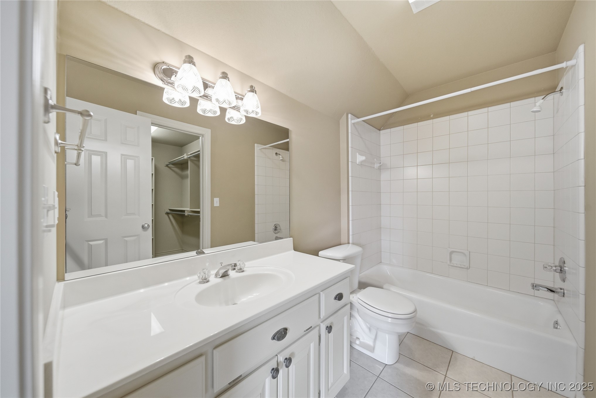 5132 E 85th Street Property Photo 23