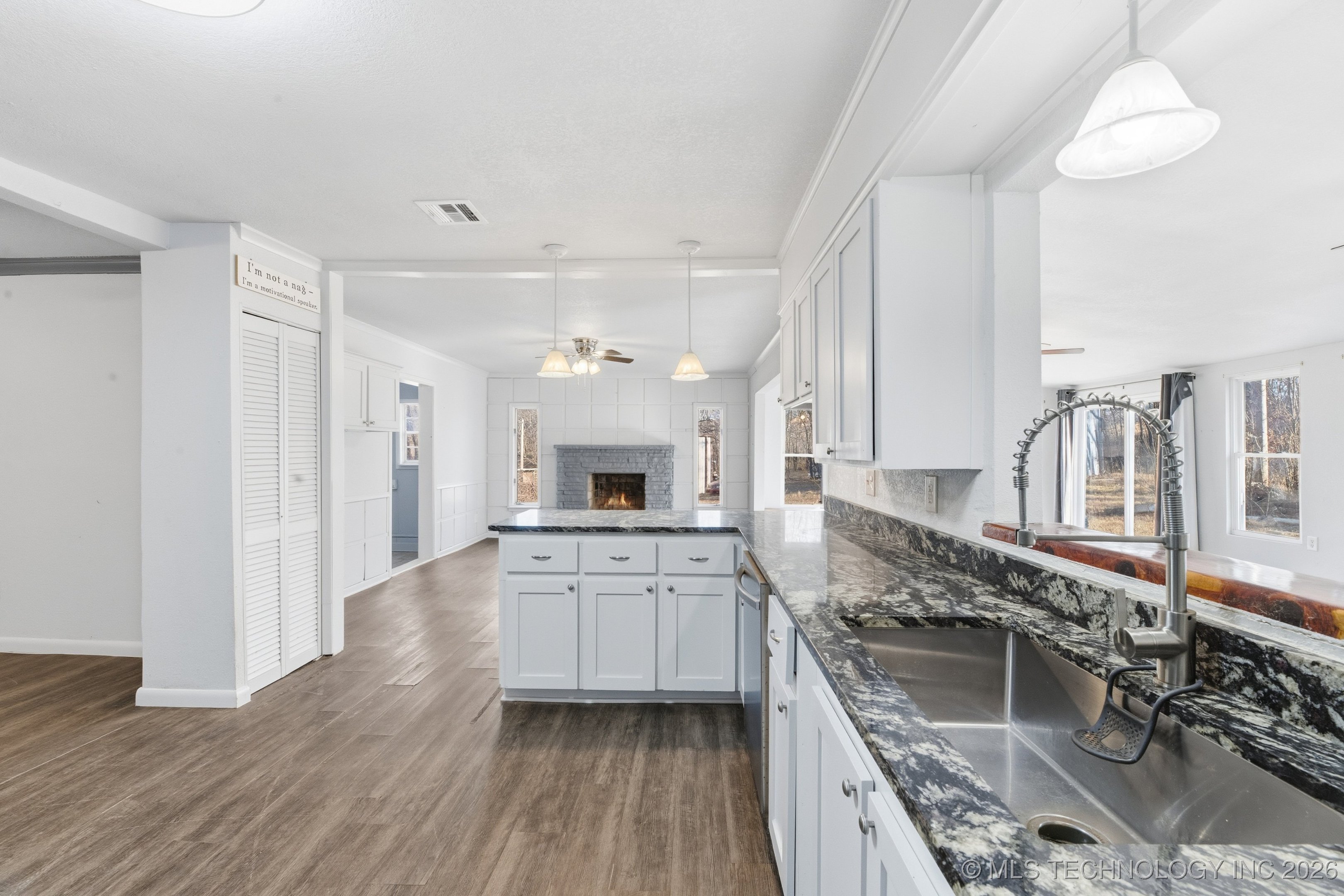 40682 N 3950 Road Property Photo 9