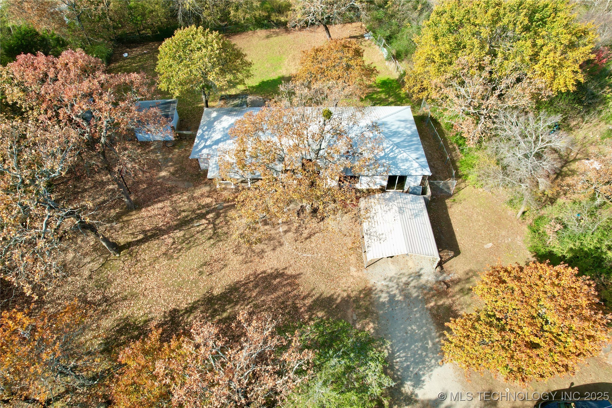 74 Hickory Wood Lane Property Photo 2