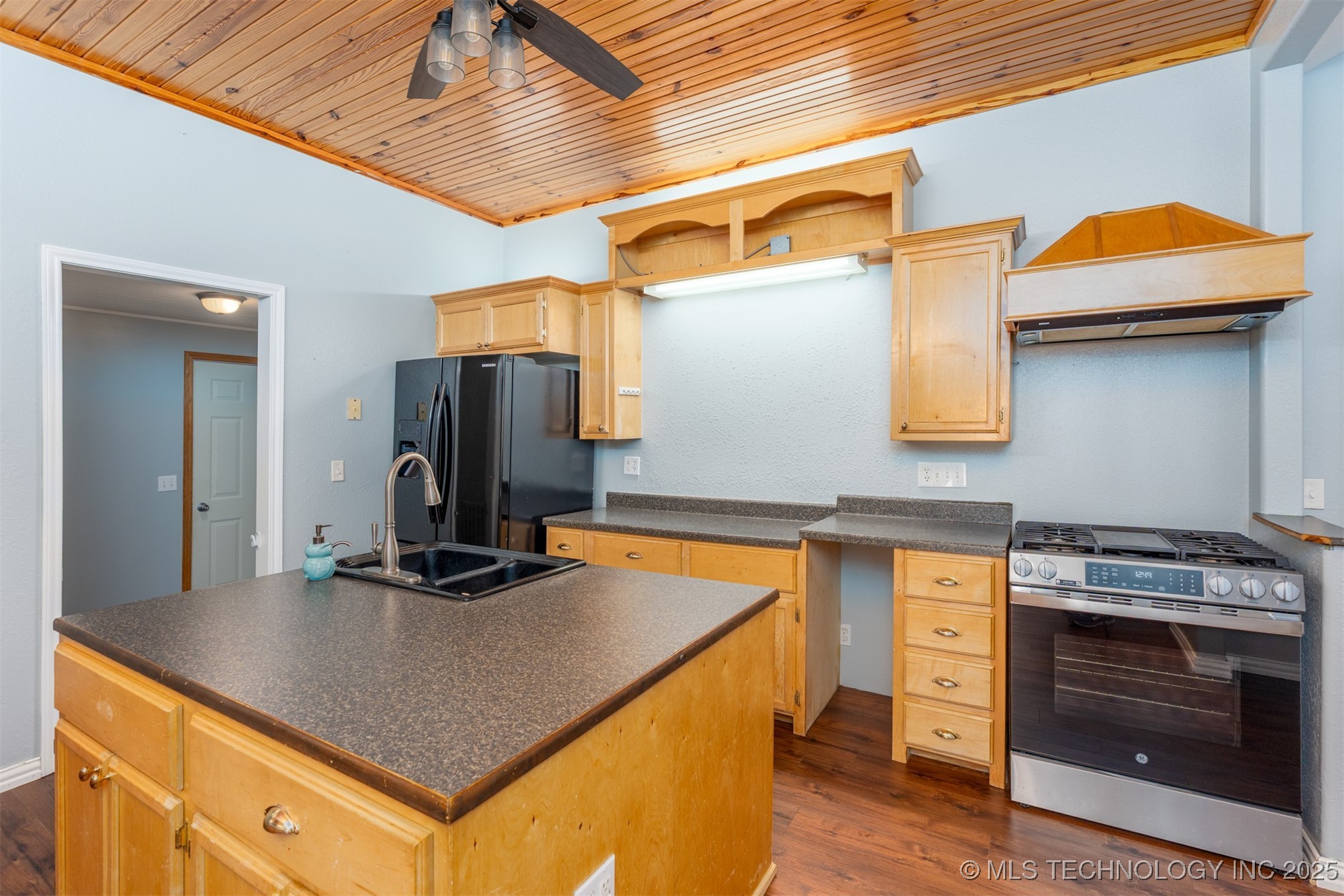 202 S 7th Street Property Photo 19